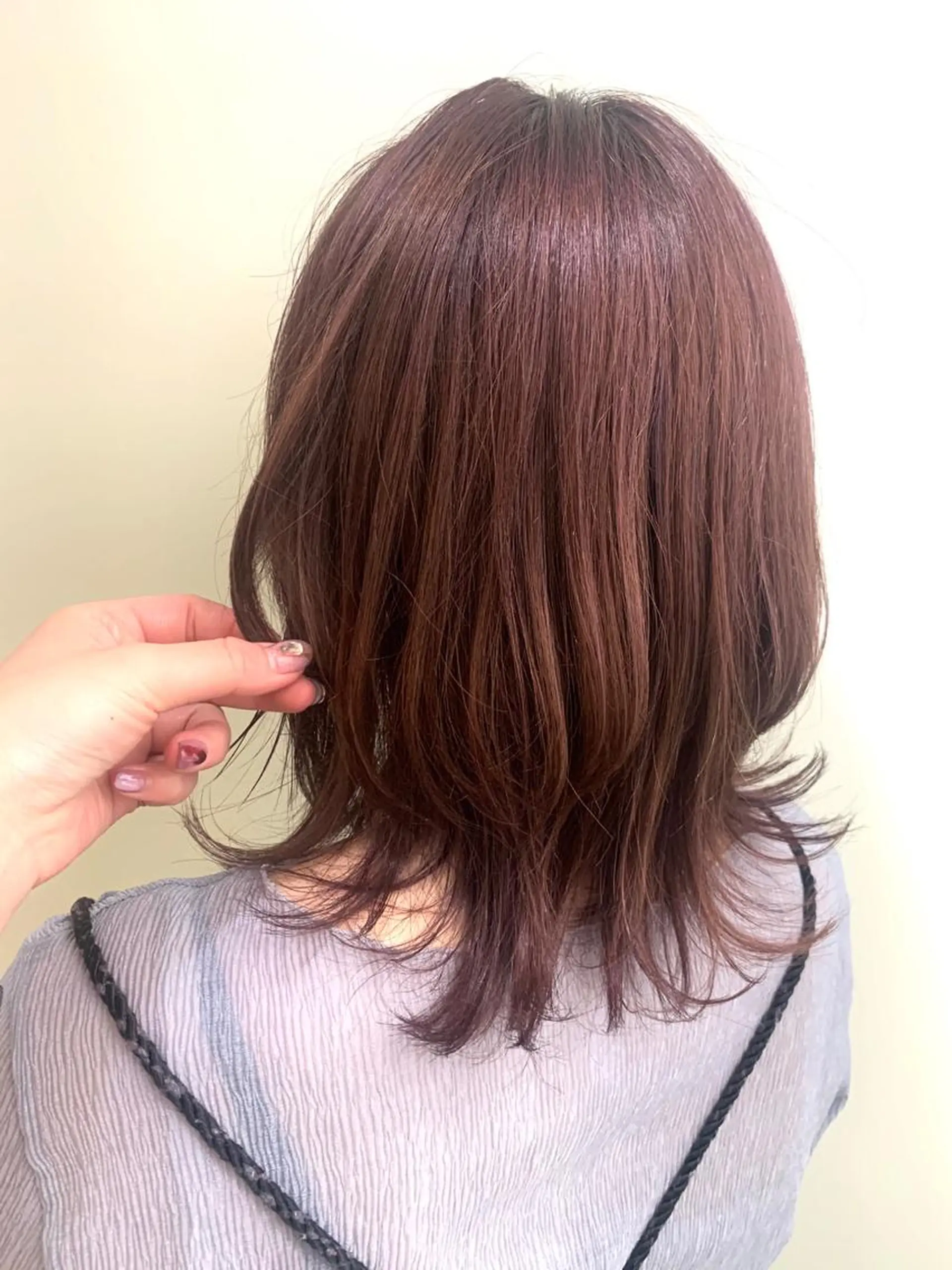 セミロング カラー ブリーチ 透明感カラー ブリーチなしカラー パープルカラー ✨カラー支持No.1 🧸ワキ カナコ🧸のヘアスタイル