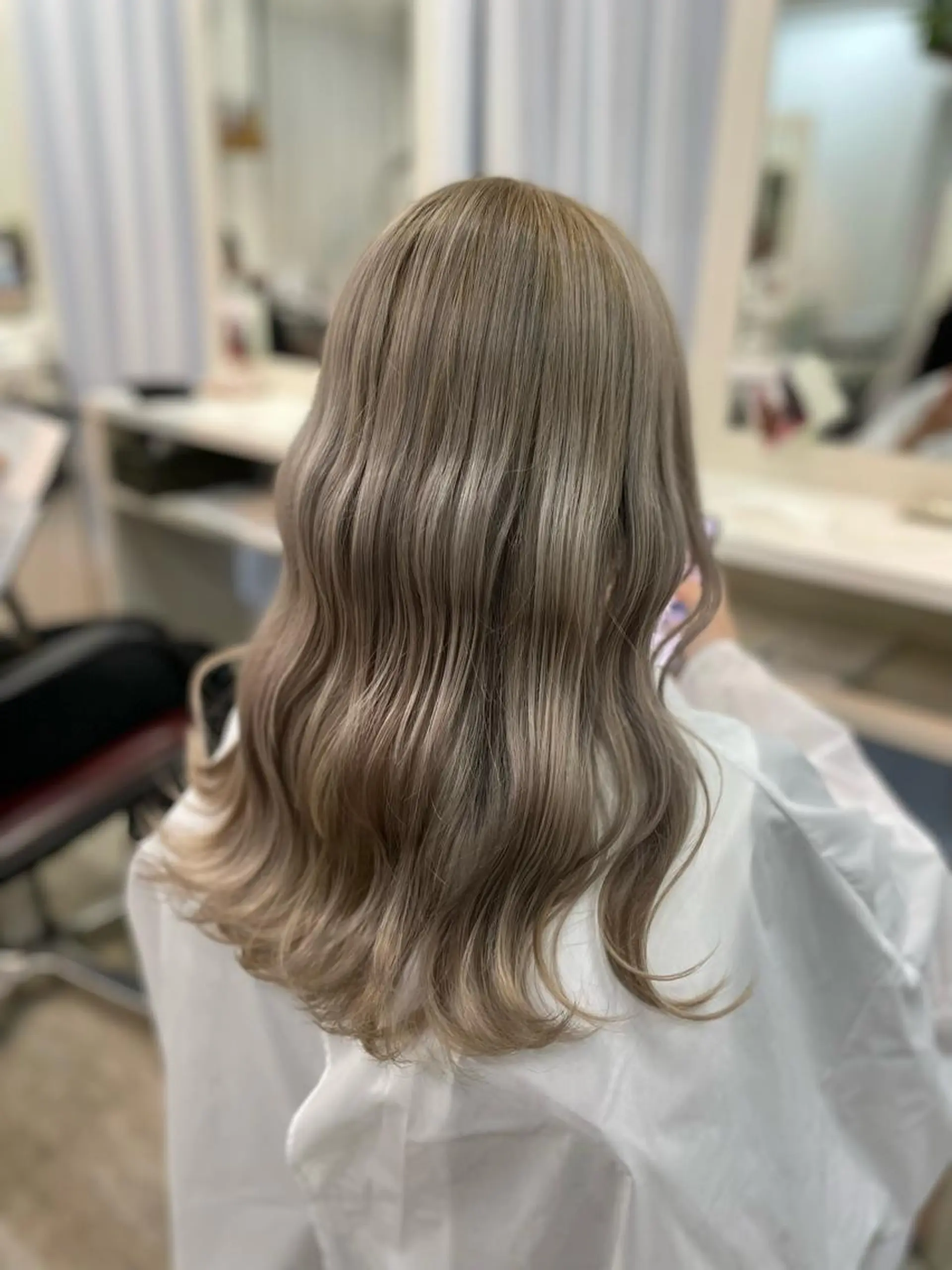 ロング カラー ヘアカラー ヘアセット 韓国ヘア🤍髪質改善 🇰🇷AKANEのヘアスタイル