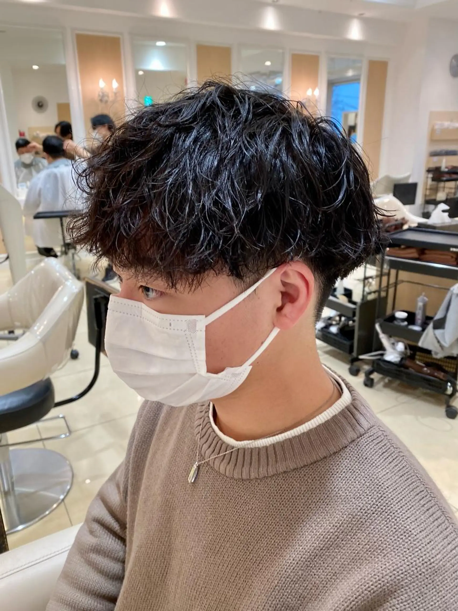ショート パーマ メンズ カット パーマ メンズ特化型美容師 栗山勇人のヘアスタイル