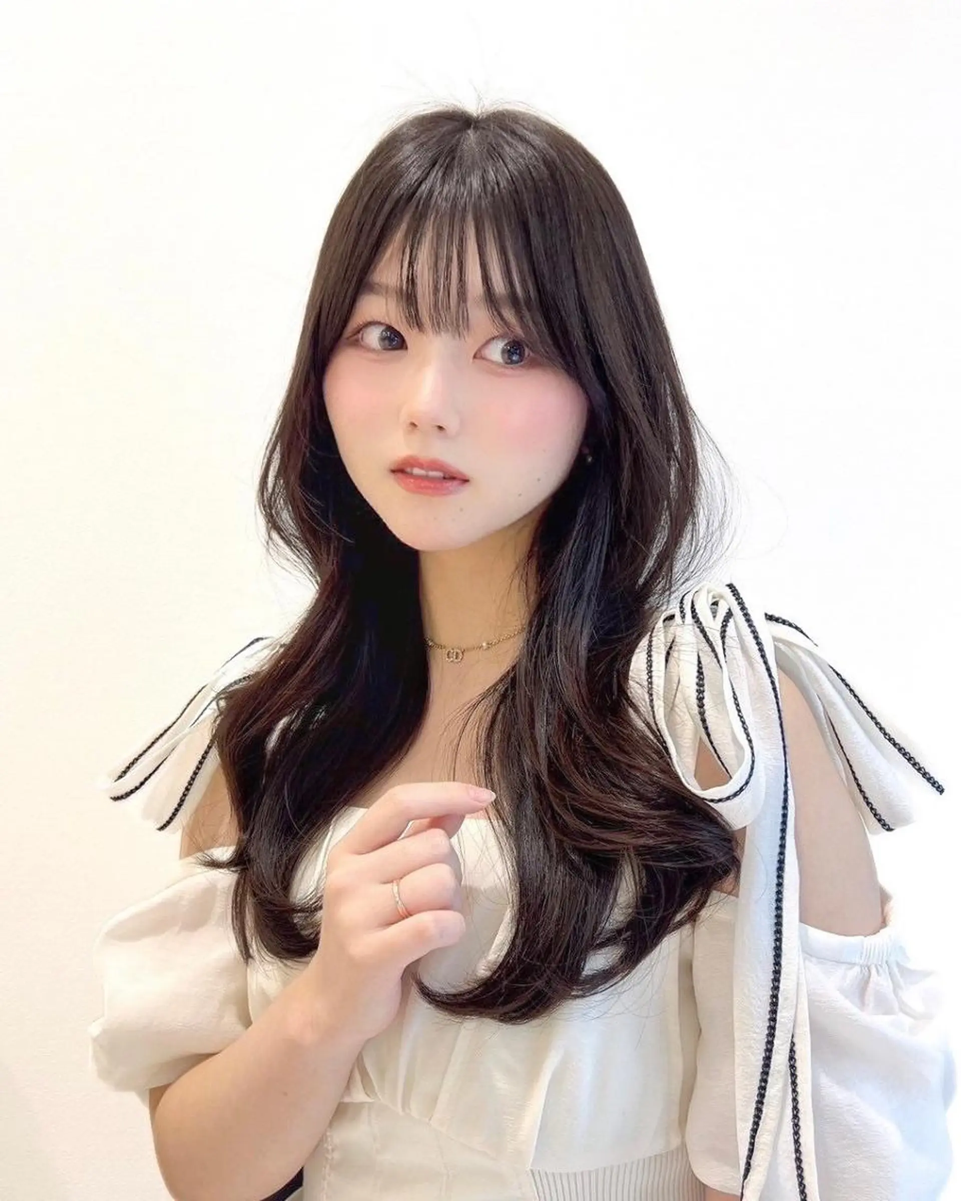 カラー カット ヘアカラー トリートメント ヘッドスパ ヘアセット 韓国風🇰🇷透け感 style🥀横浜のヘアスタイル