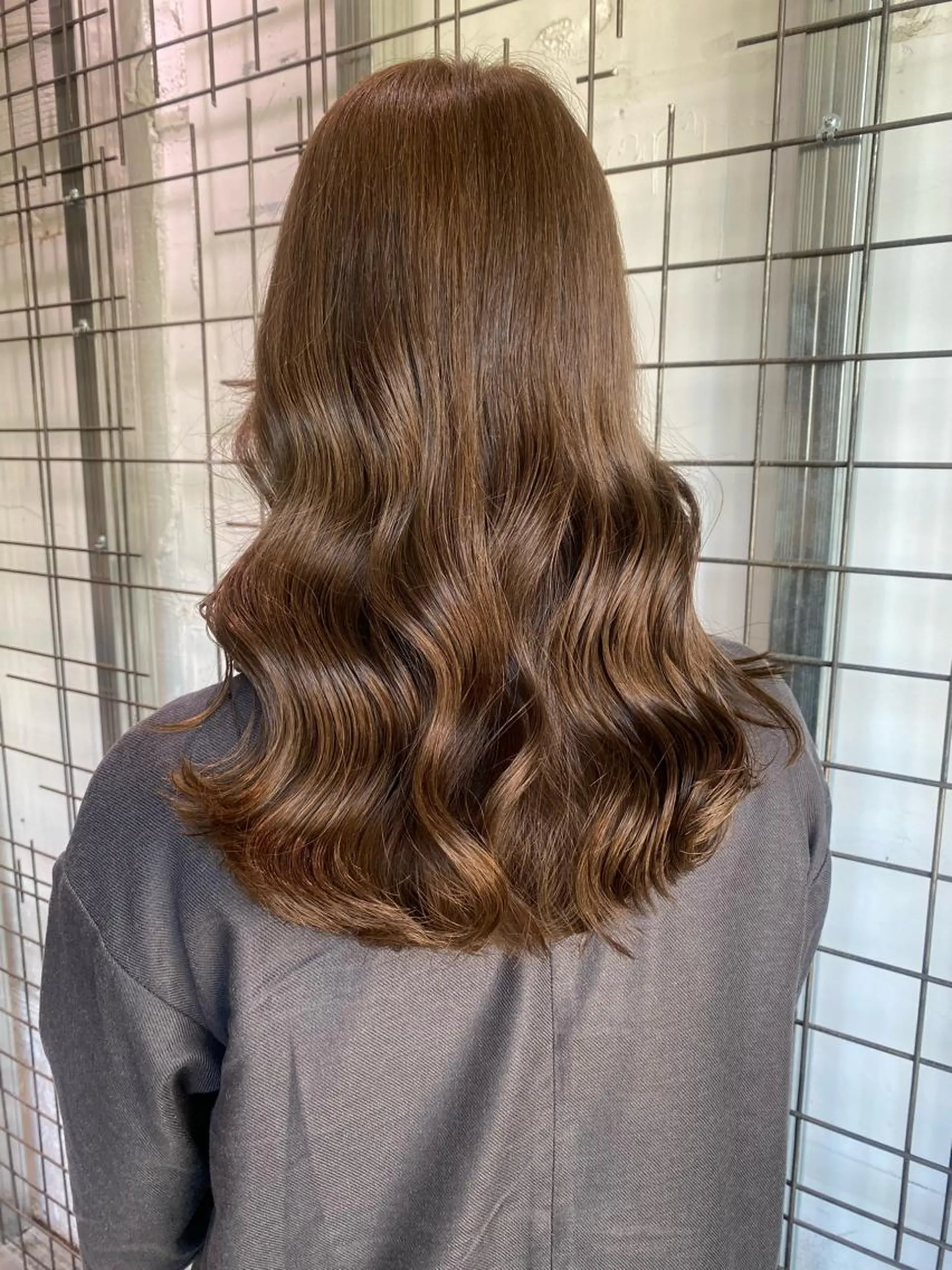 カラー ヘアカラー AYANE 韓国ヘア /レイヤーカットのヘアスタイル