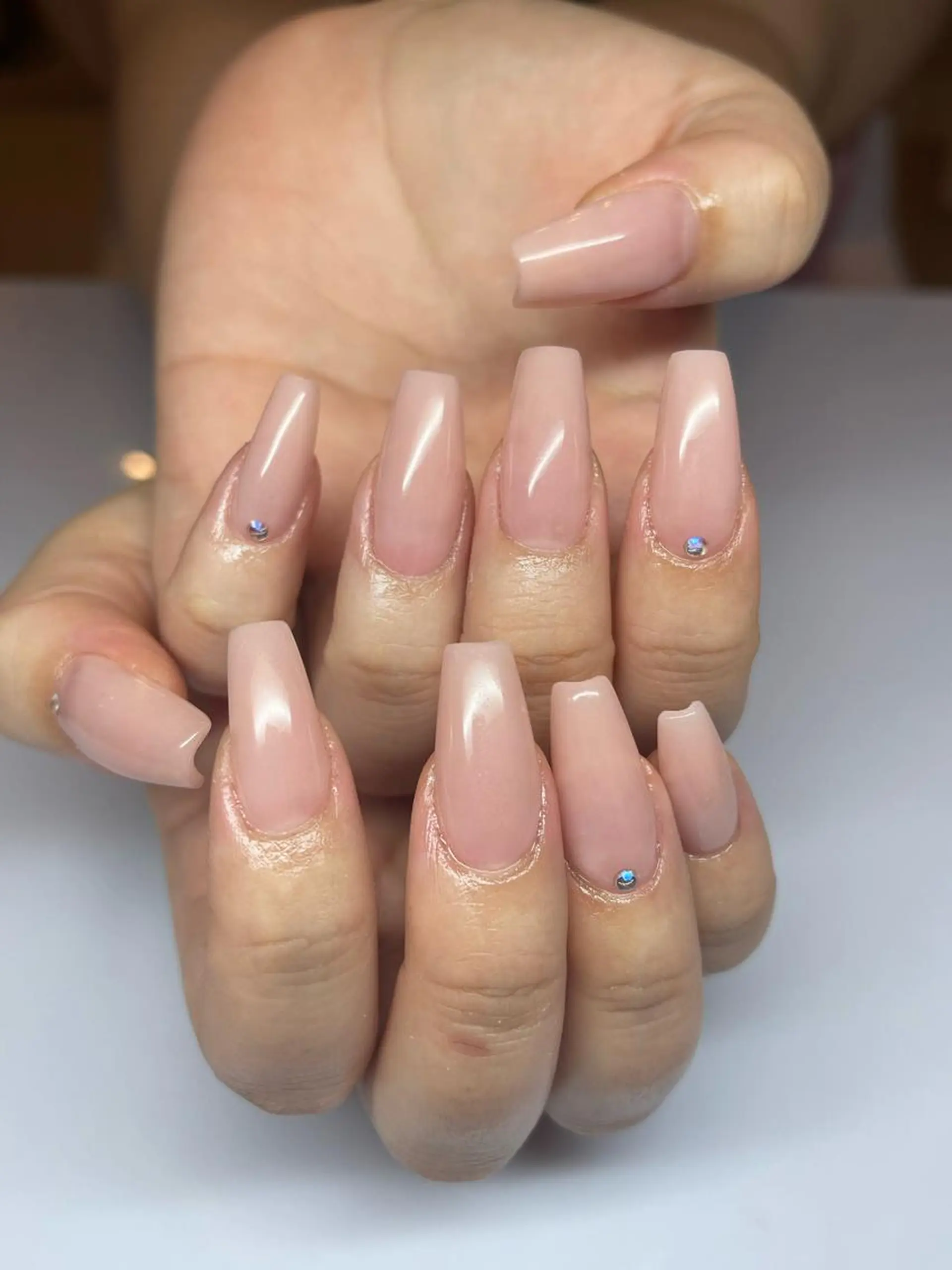 セミロング ネイル ハンドネイル 長さ出し専門 nynaのネイルデザイン