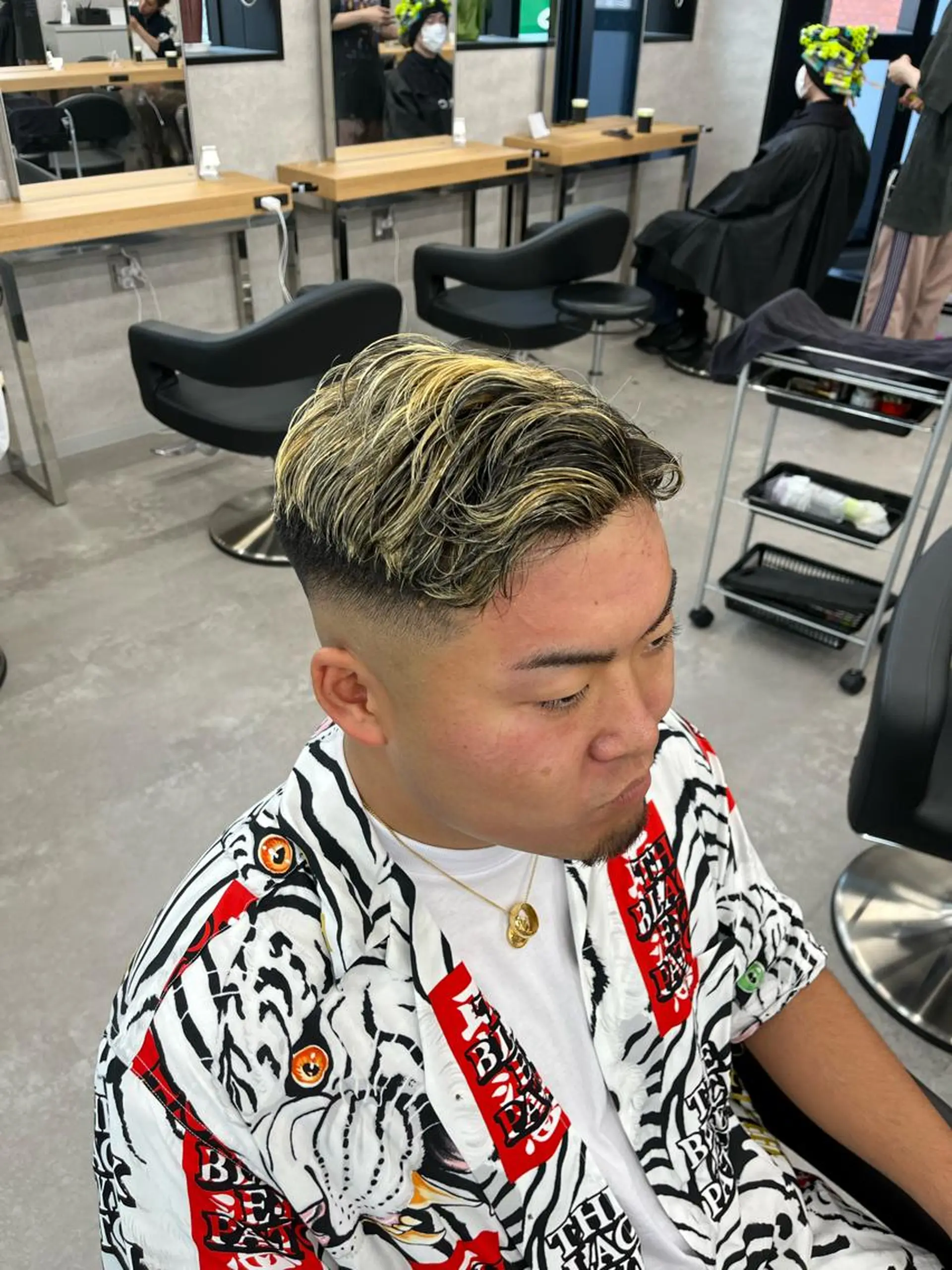 ショート メンズ メンズメッシュ カット ヘアカラー 🔥メンズカット＋パ ーマ🔥菊池一真のヘアスタイル