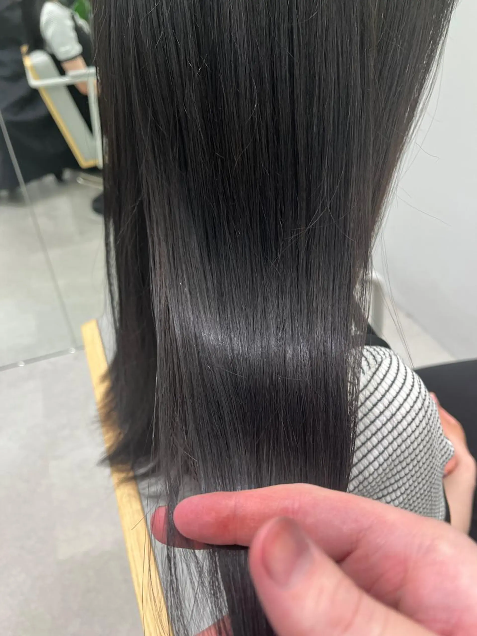 ロング カラー カット ヘアカラー トリートメント 菅 樹希弥のヘアスタイル