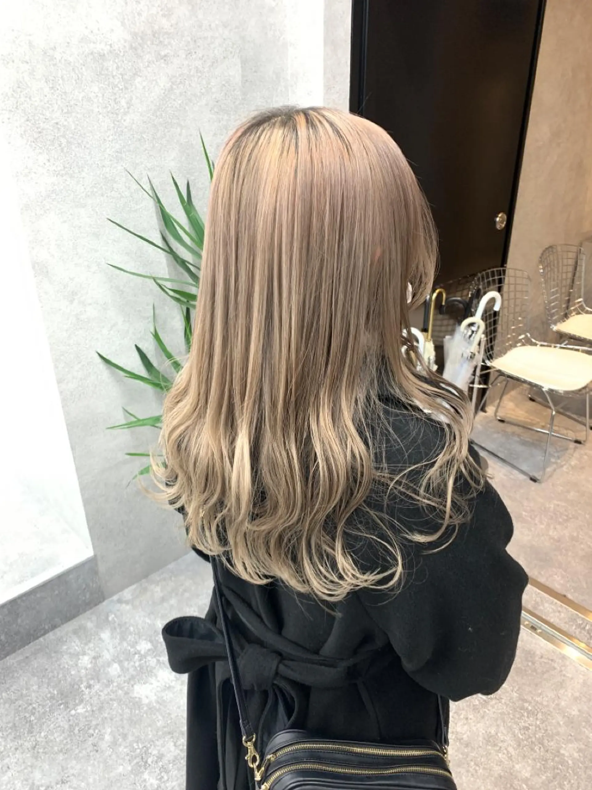 ロング カラー ヘアアレンジ キッズ ショートボブ バレイヤージュ ブリーチ ケアブリーチ 透明感カラー ヘアカラー 🌈難波🌈ベージュ カラー【ヒロム】のヘアスタイル