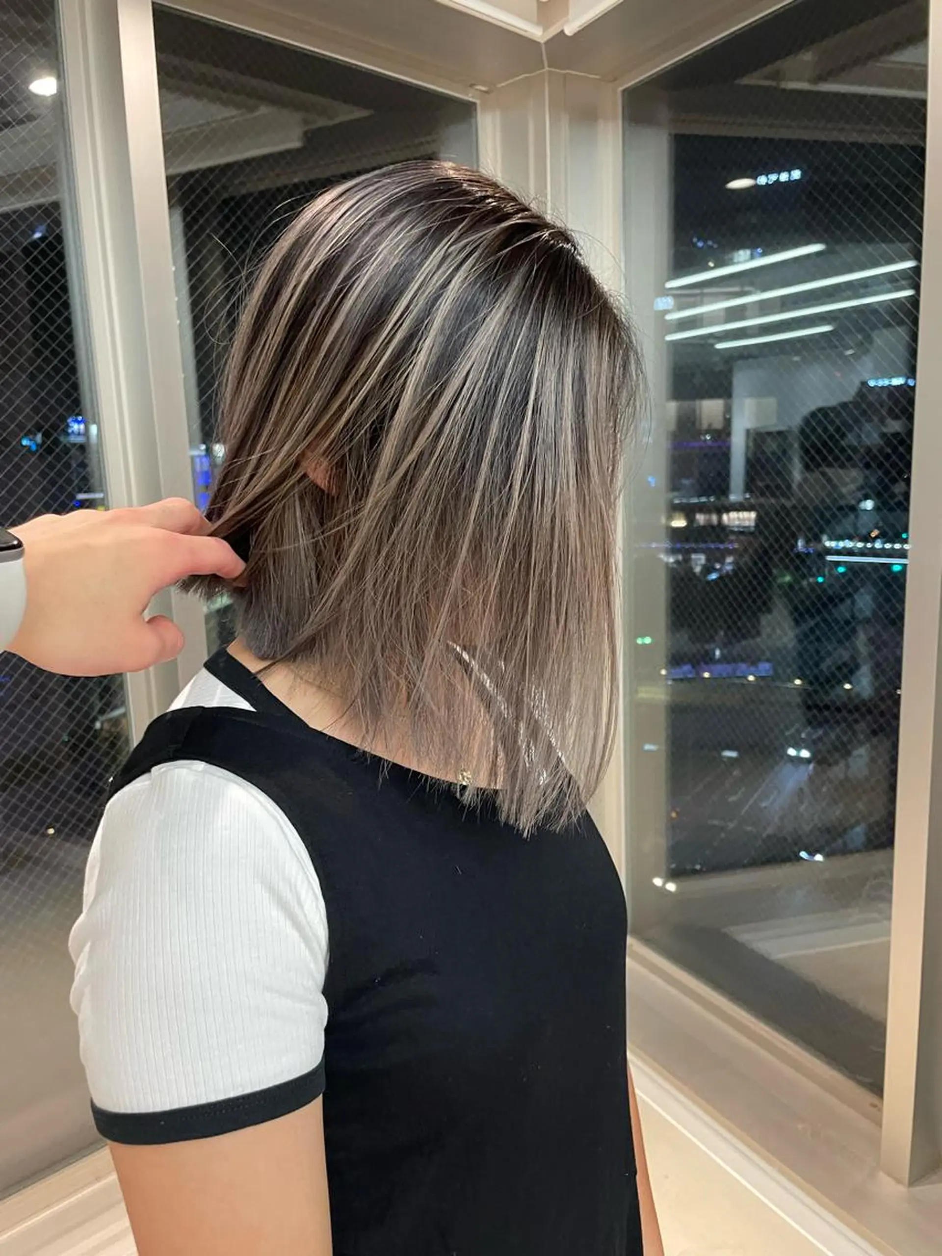 ショート カラー ヘアアレンジ バレイヤージュ レイヤーカット カット ヘアカラー トリートメント 🎗秋山勇 /三宮指名No.1のヘアスタイル