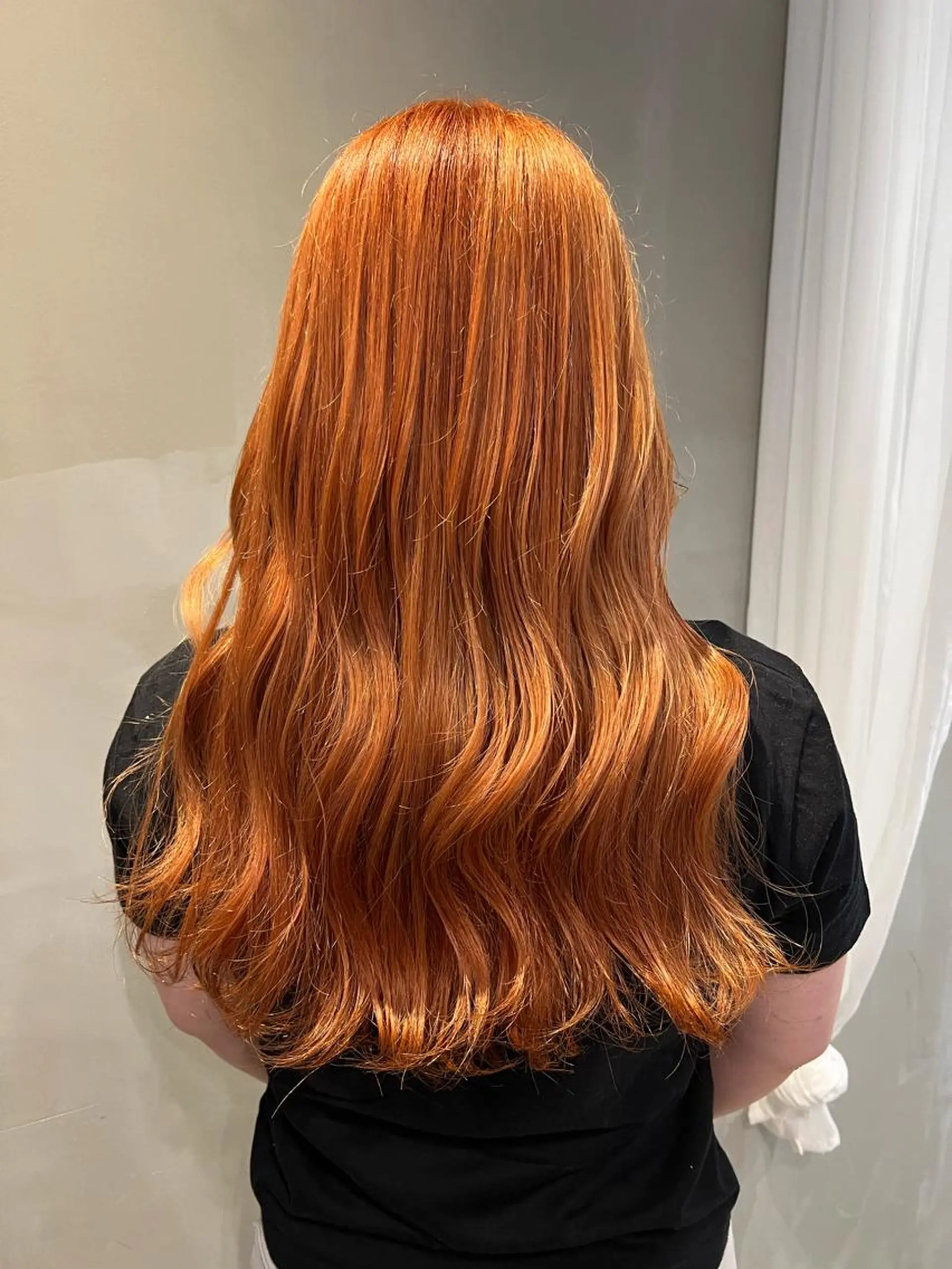 ロング ヘアカラー 太田 渚遊のヘアスタイル