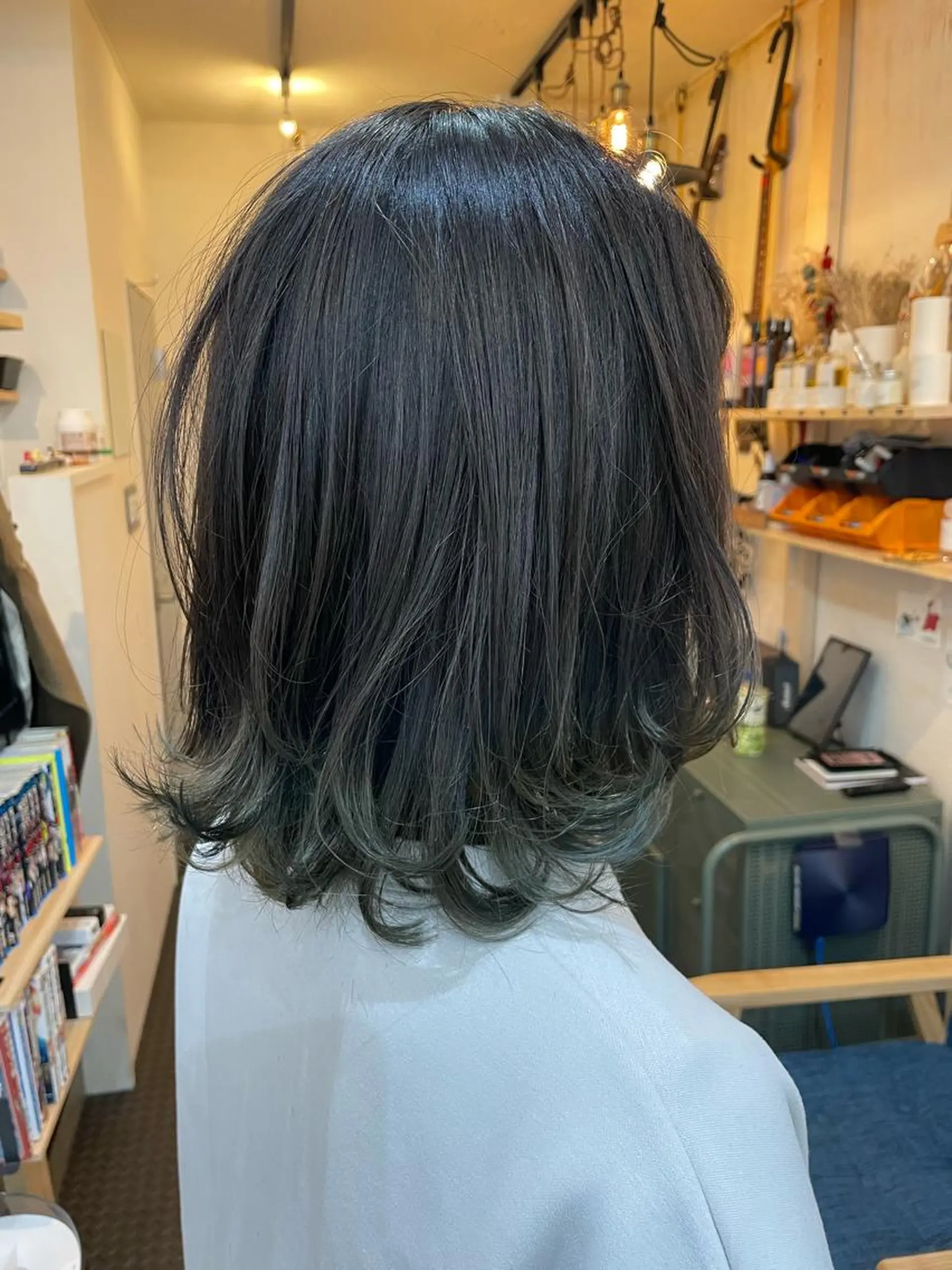 ミディアム カラー キッズ インナーカラー カット ヘアカラー トリートメント SUN GLOW  サングロウ所属・ナカノメ トシアキのヘアスタイル