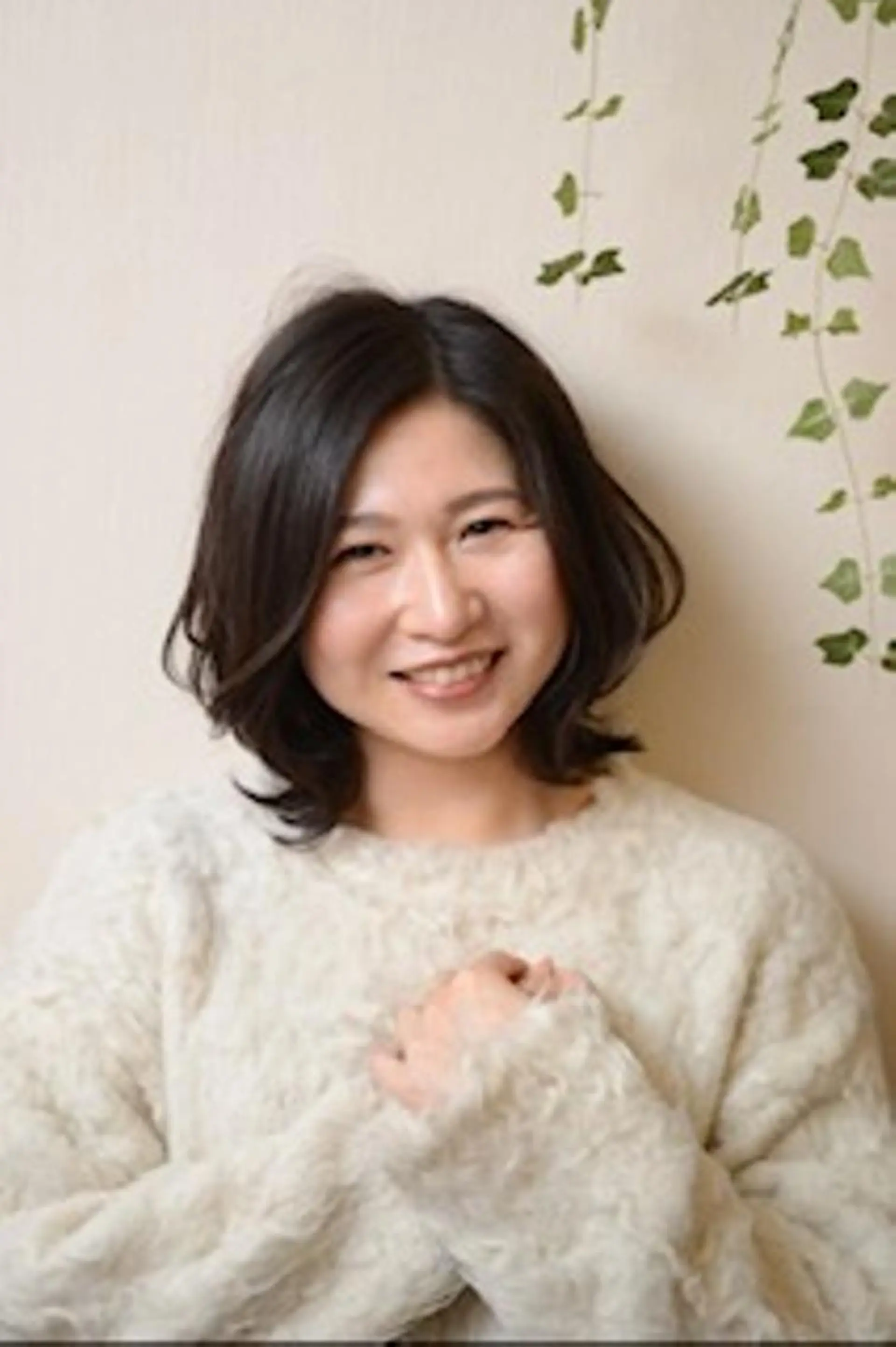 ミディアム くびれヘア 外ハネヘア 撮影モデル 澤崎 希望のヘアスタイル