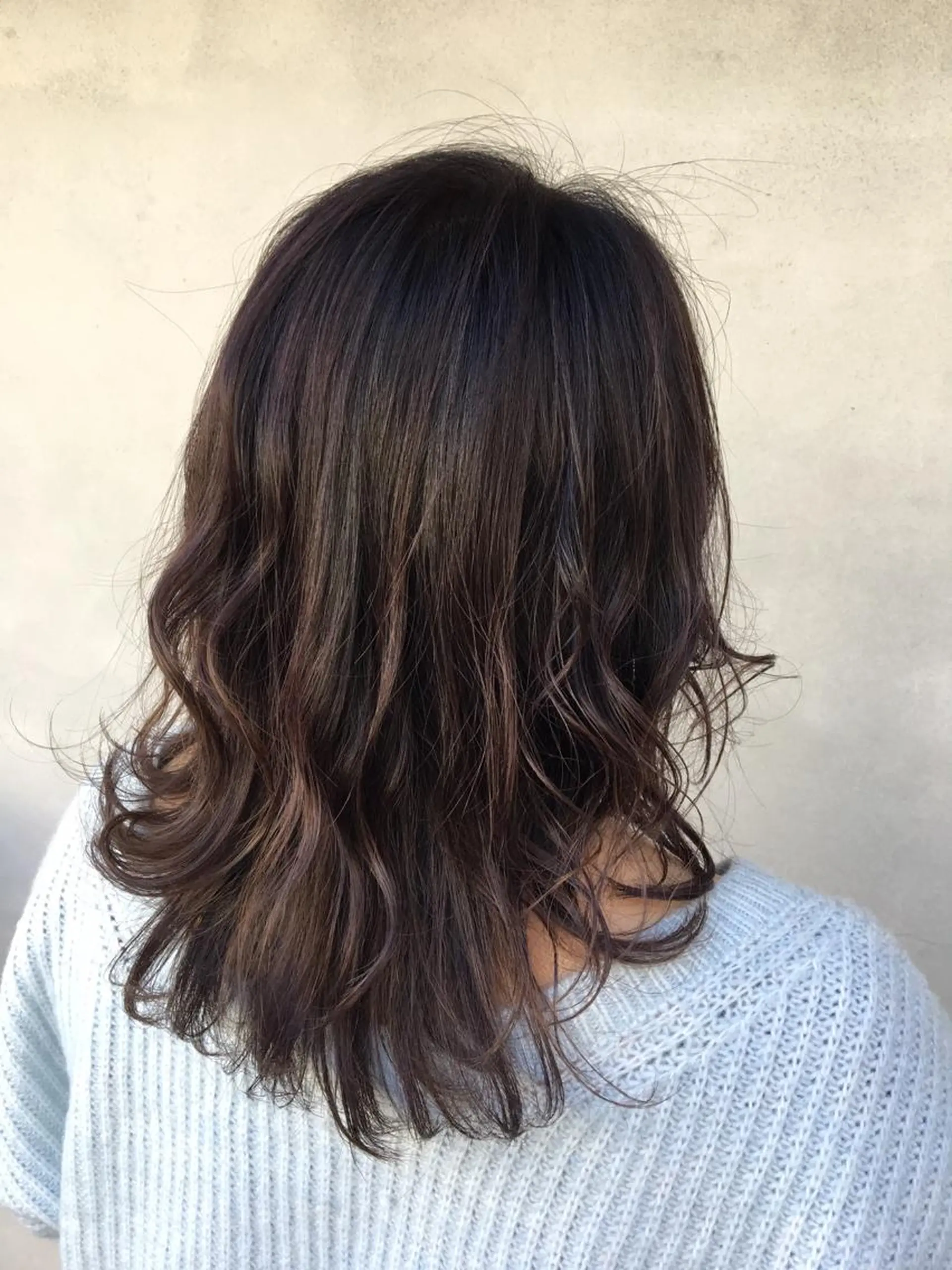 セミロング カラー ︎︎🧸 yuri ︎︎🧸のヘアスタイル