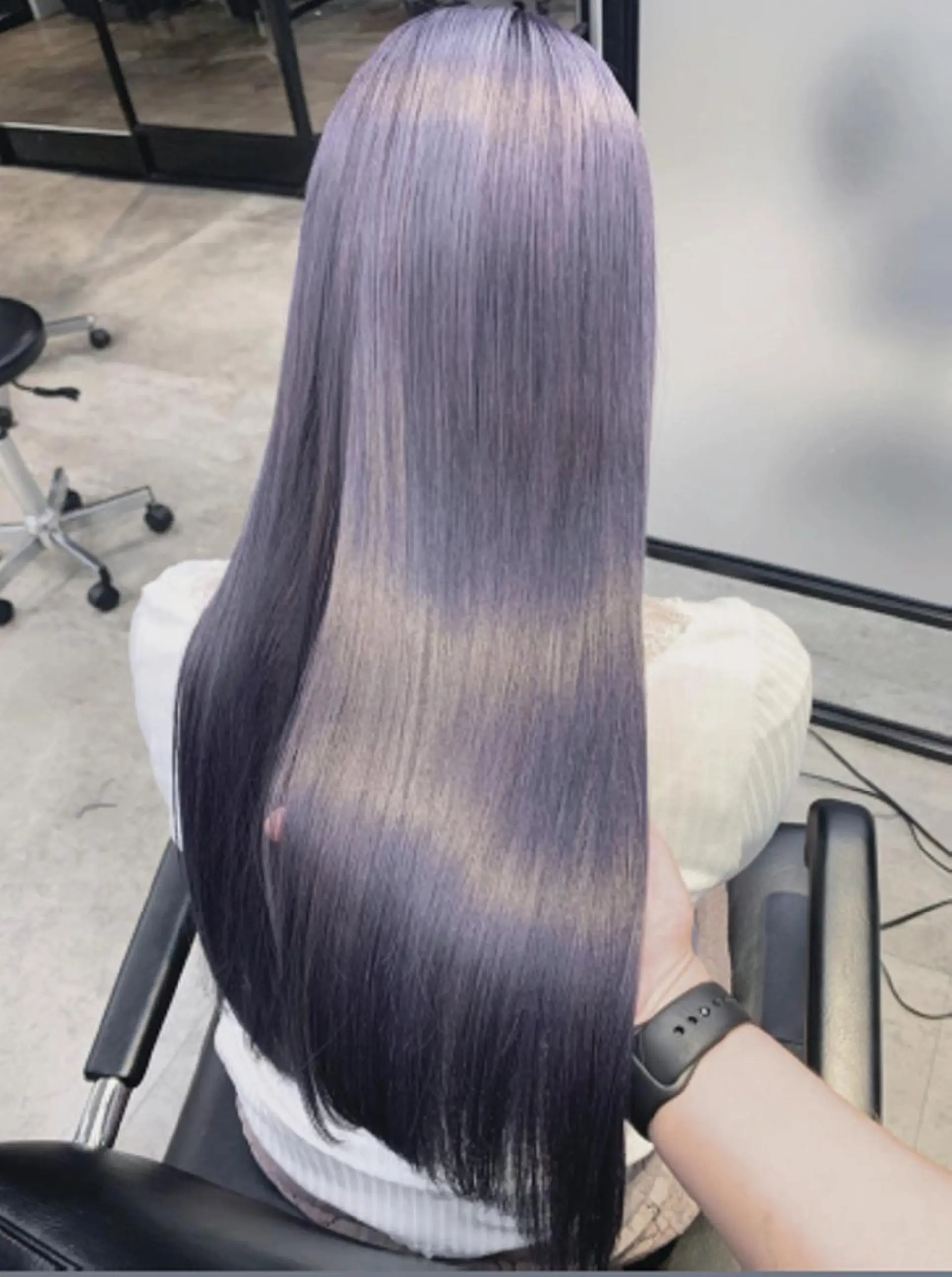 ロング ヘアカラー トリートメント THE MAISONのヘアスタイル