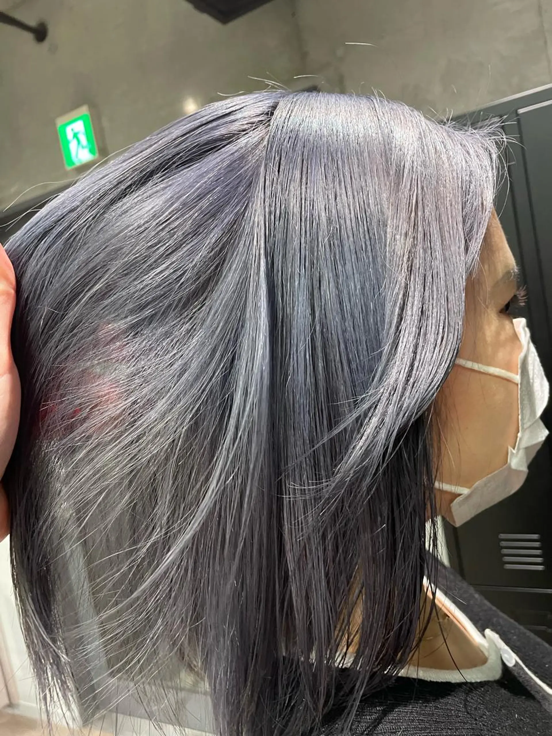 ミディアム カラー ヘアアレンジ ハイトーン 🌙まなみ🌙のヘアスタイル