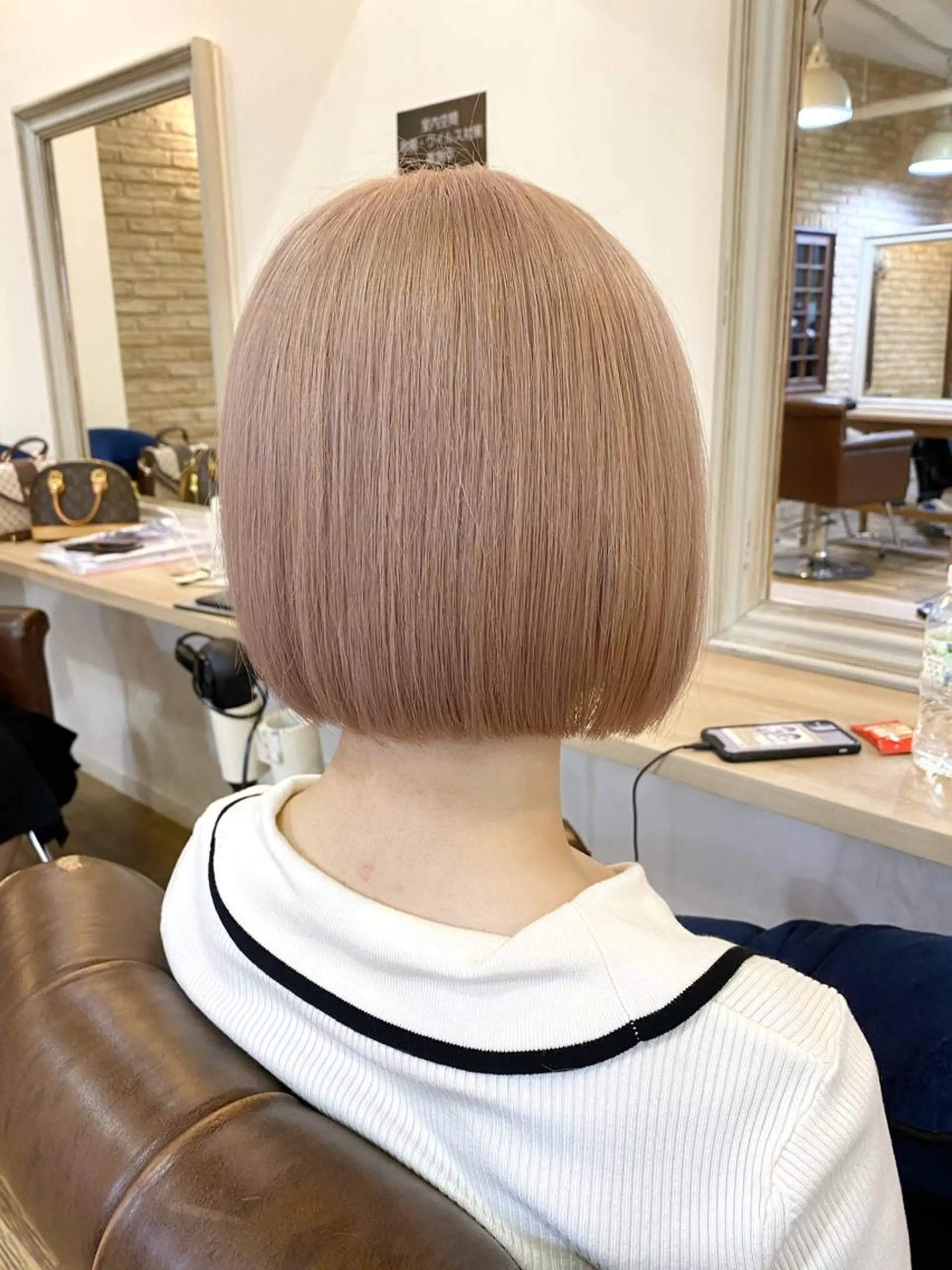 ショート カラー ヘアカラー トリートメント 服部 樹季のヘアスタイル