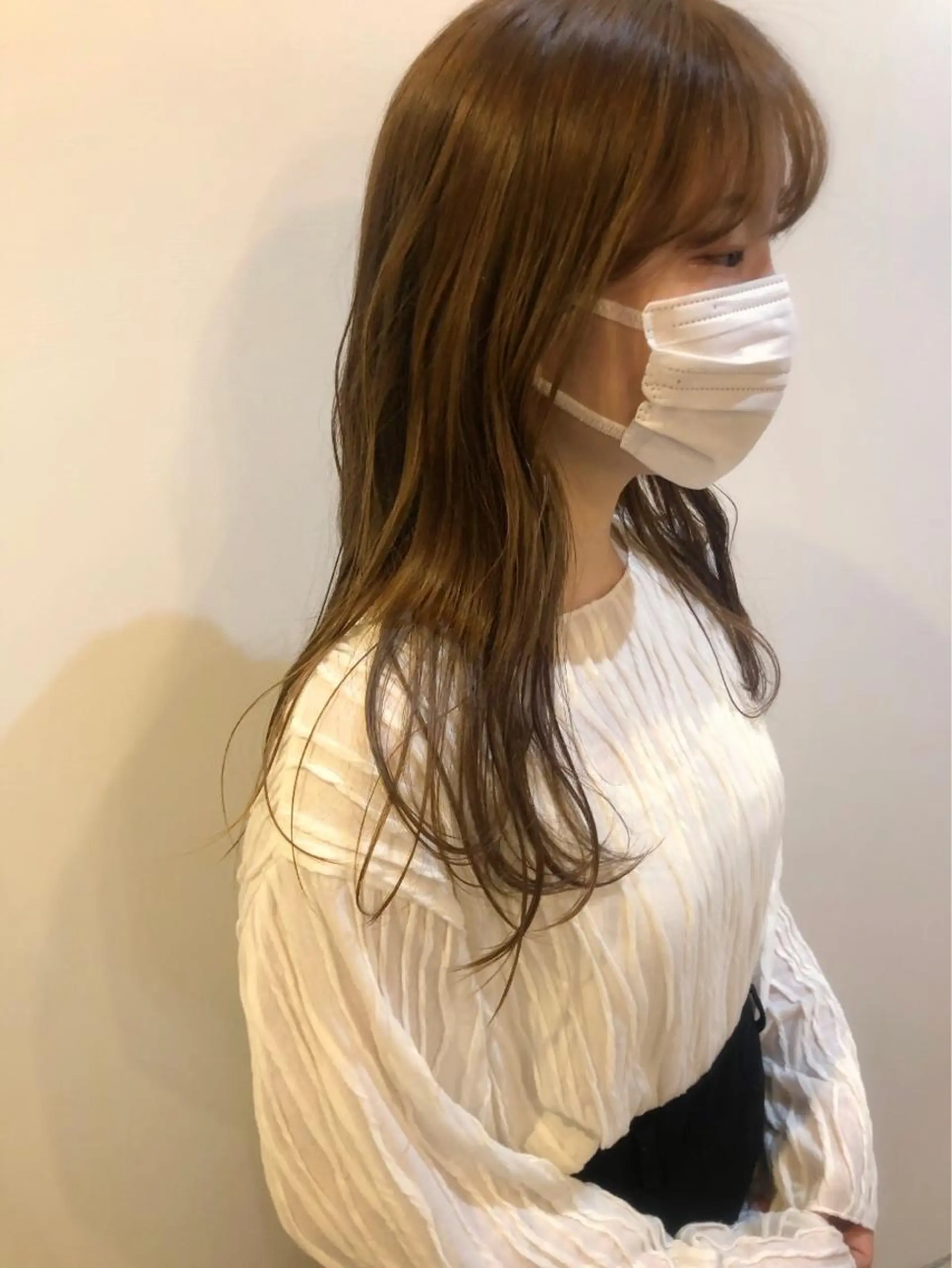 ミディアム KOCHAB 中村穂風のヘアスタイル