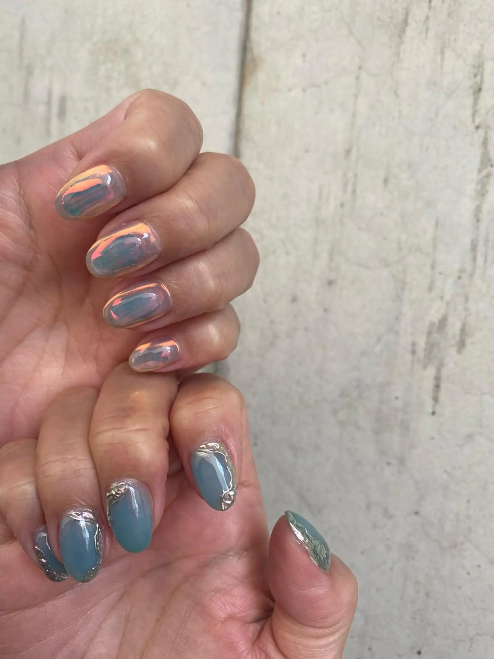 ネイル オーロラネイル ブルー 氷ネイル・うるうるネイル 持ち込み ニュアンスネイル ハンドネイル ハンドケア Charme. NOBUKOのネイルデザイン