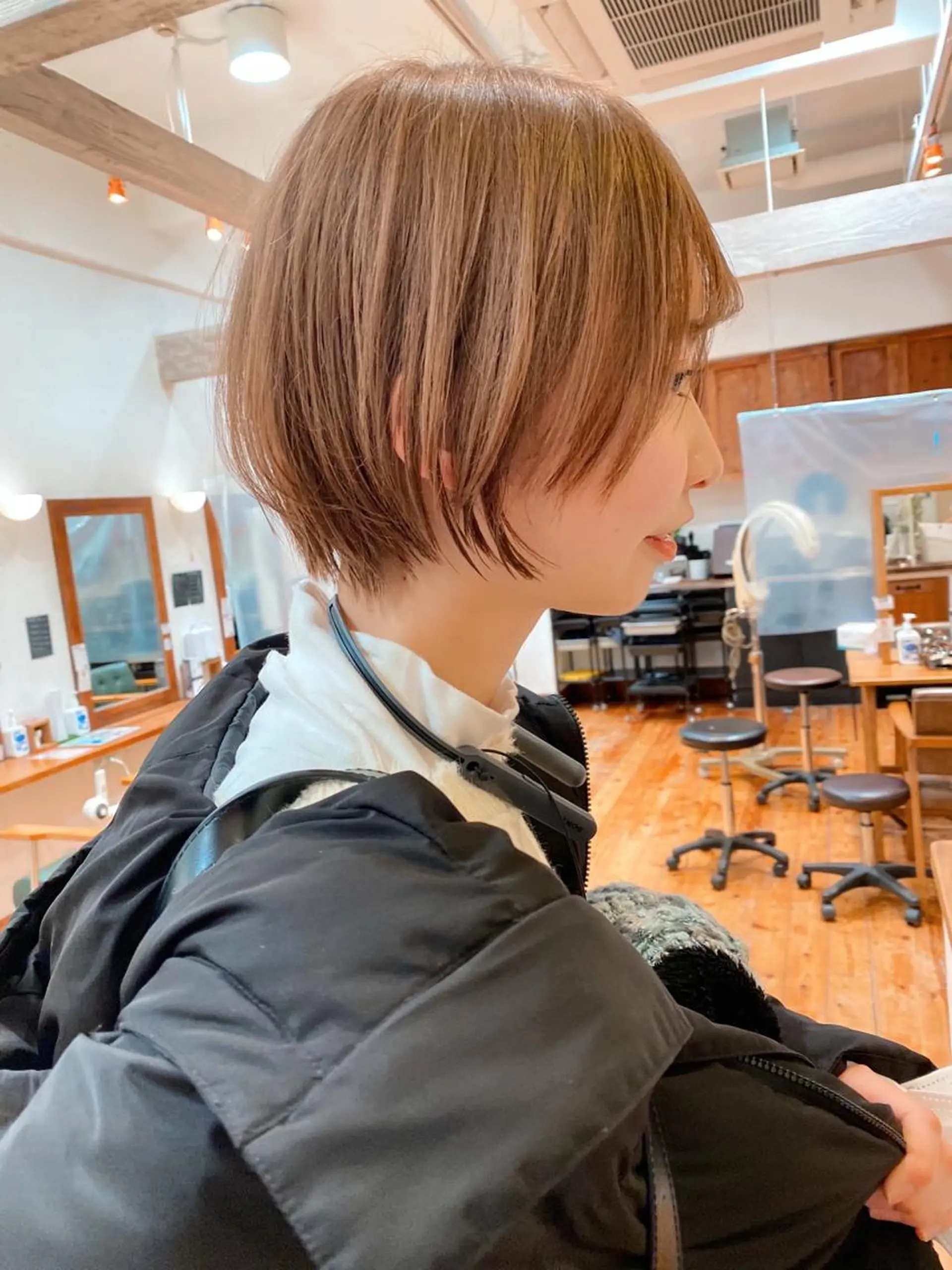 ショート カラー カット特化柏駅 徒歩3分LOUのヘアスタイル