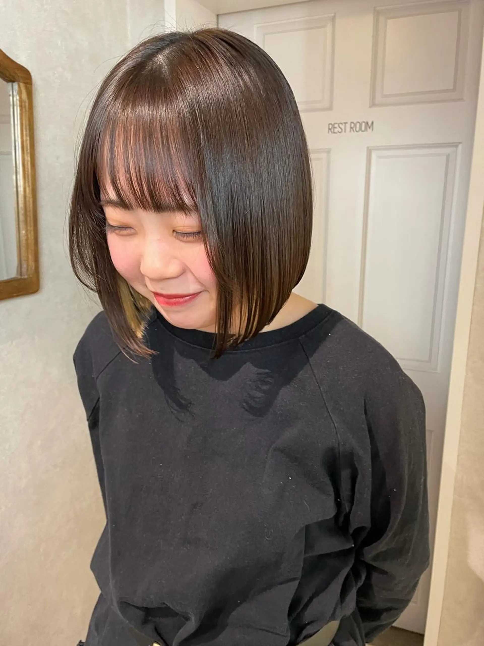 ミディアム カラー ヘアカラー トリートメント ナチュラル透明感🌱 小山美樹子のヘアスタイル