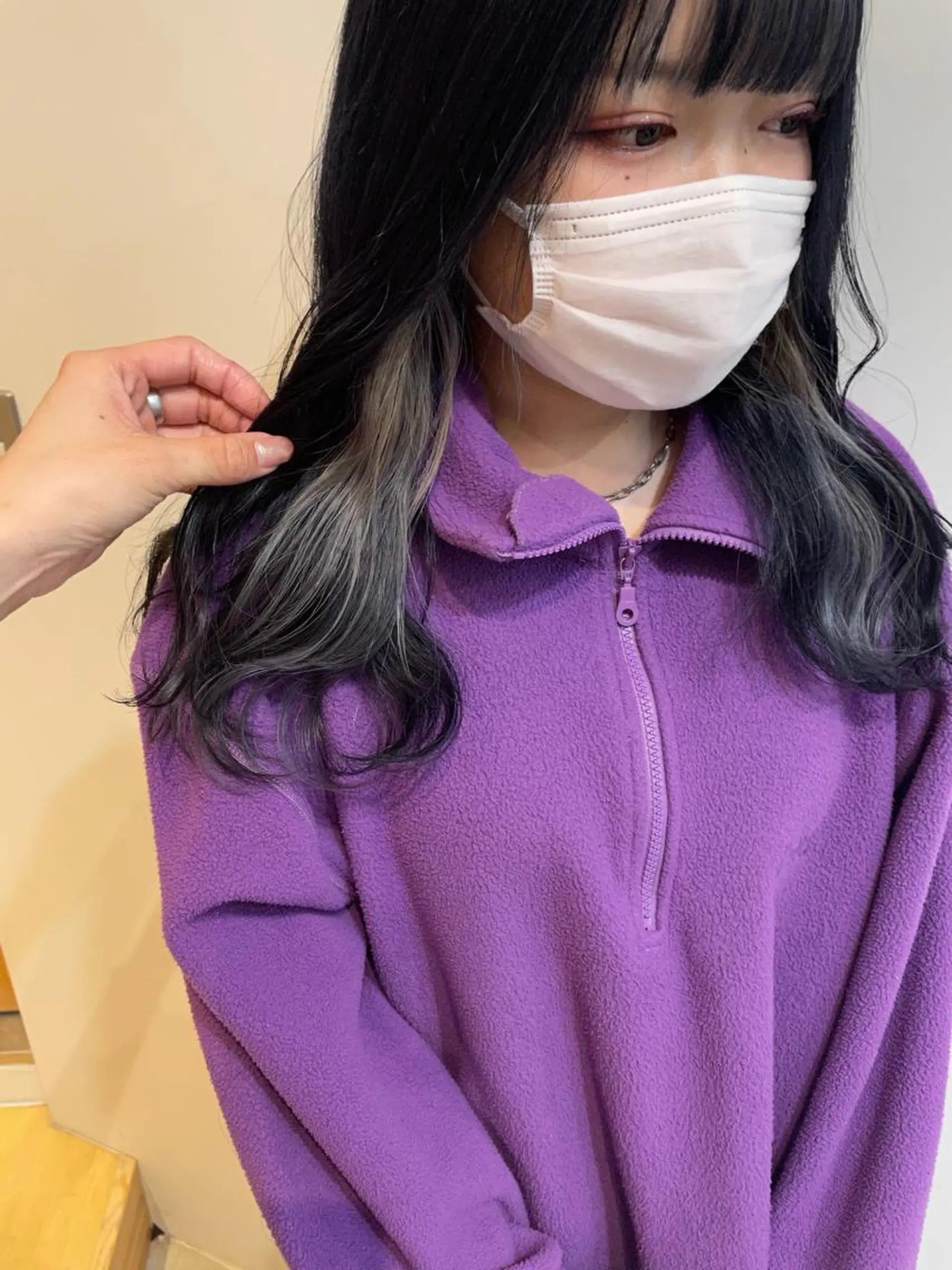 セミロング カラー 黒髪 ブルーカラー ブルーブラック イヤリングカラー ヘアカラー 中目黒🌼 🌼ハナのヘアスタイル