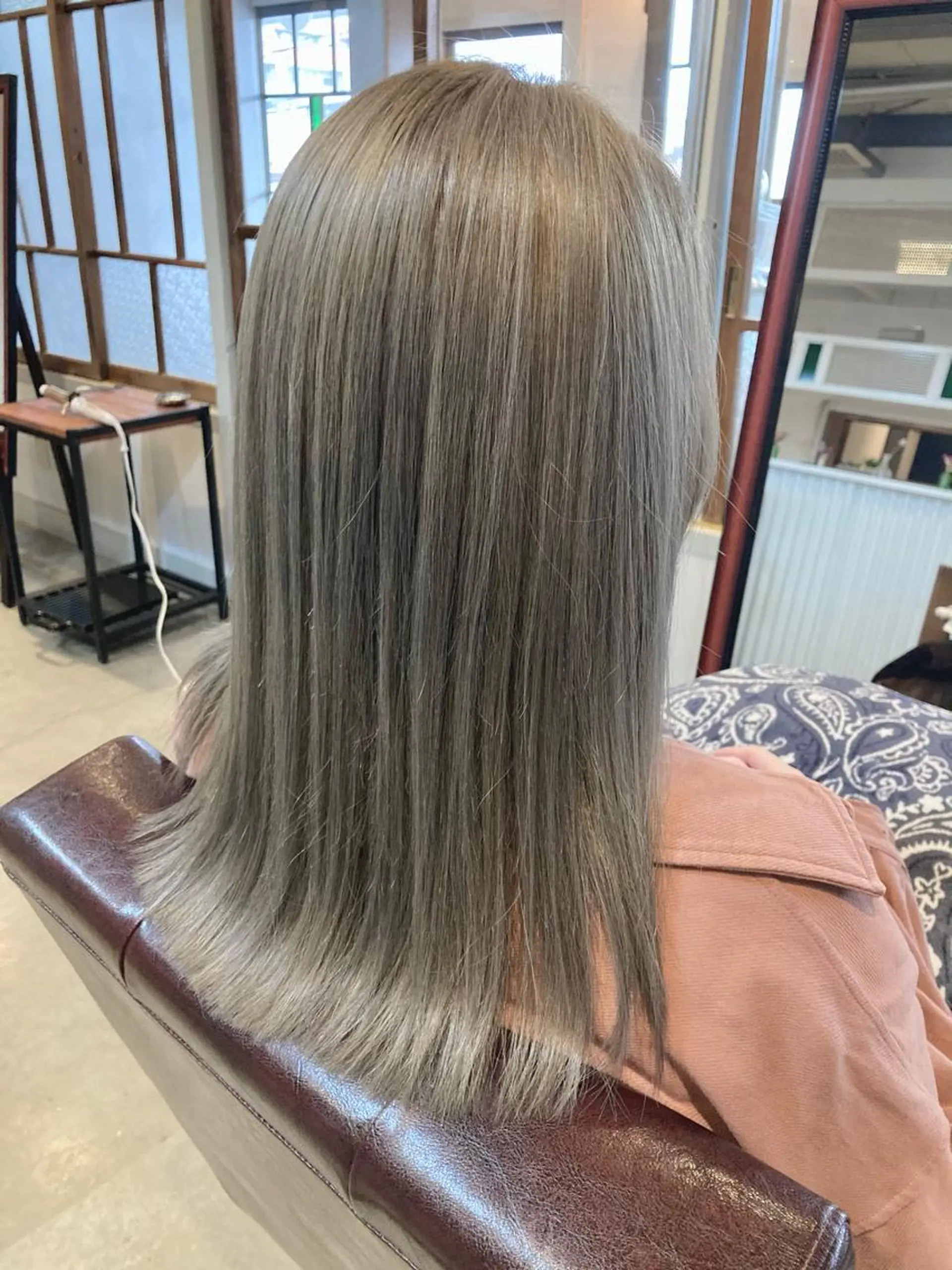ロング タカツド ユウキのヘアスタイル