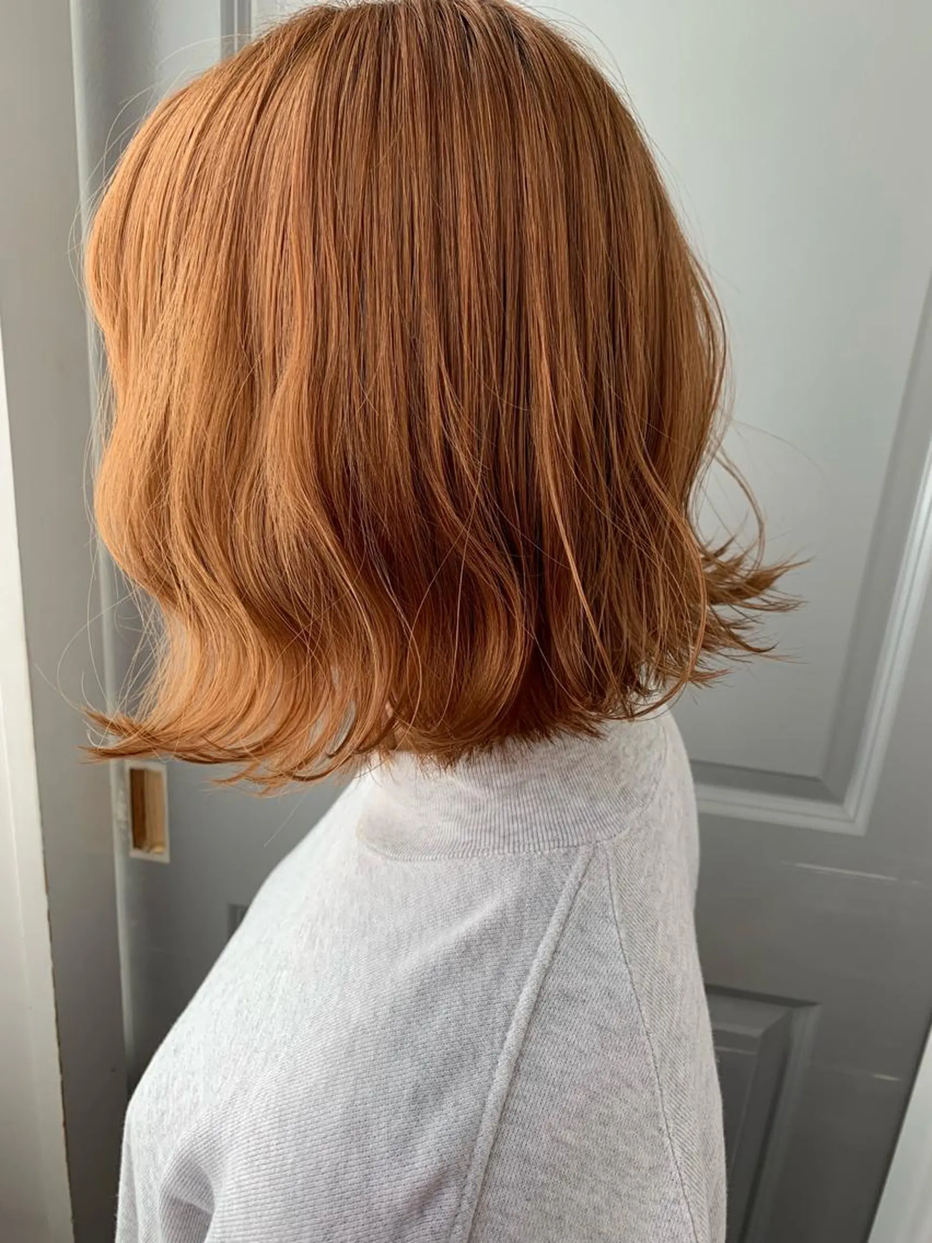 ショート カラー パーマ ヘアアレンジ メンズ キッズ ネイル マツエク・マツパ 切りっぱなしボブ ベージュカラー オレンジ オレンジベージュ カラーマツエク 古賀 侑磨のヘアスタイル