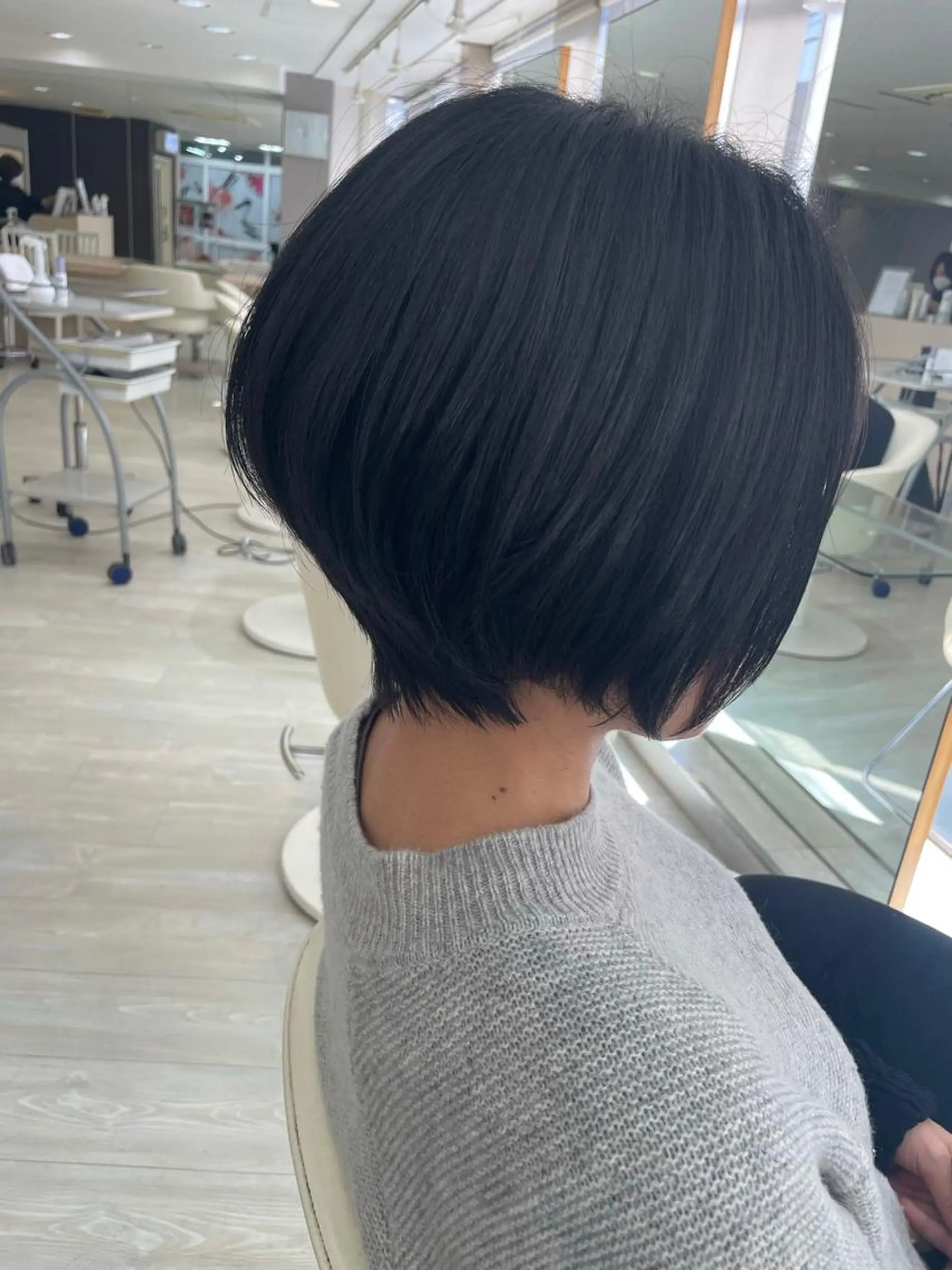 ショート くびれヘア ショートヘア カット ヘアカラー トリートメント チーフデザイナー 西川凌史のヘアスタイル