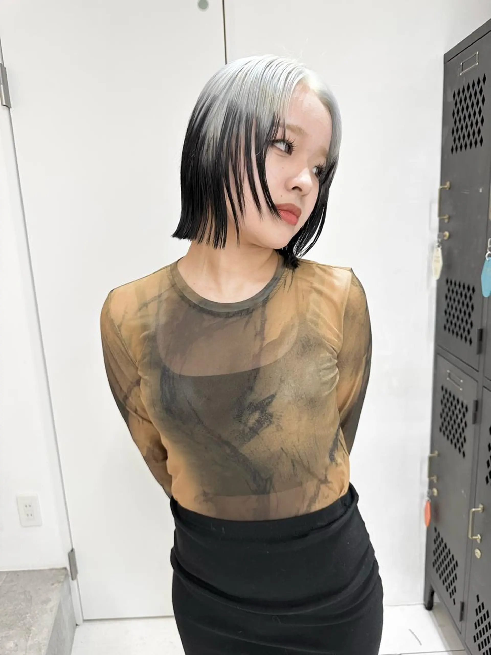 ミディアム カラー デザインカラー カット ヘアカラー トリートメント ヘアセット kai .のヘアスタイル