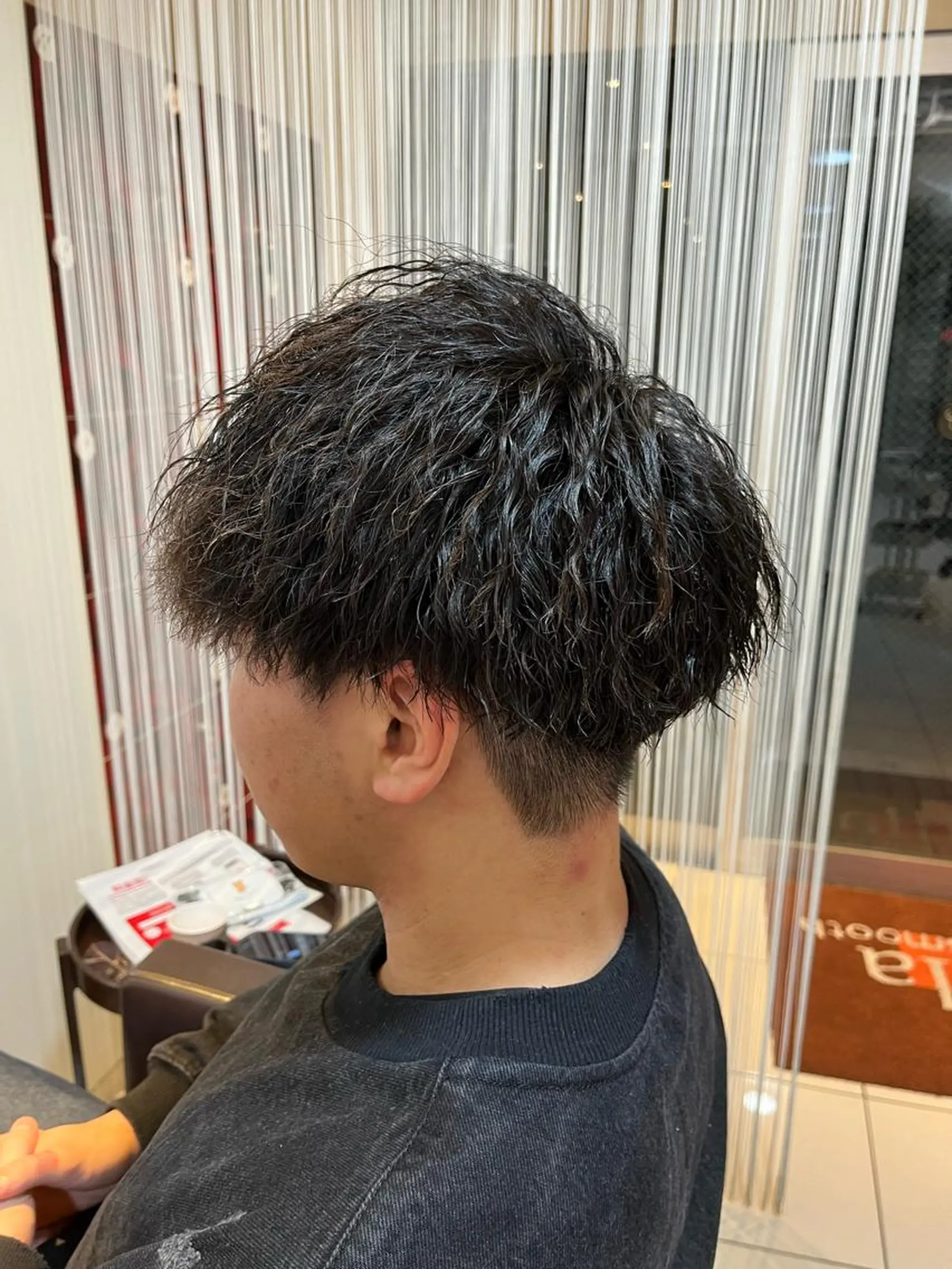 パーマ メンズ メンズパーマ メンズツイストパーマ ツイストパーマ カット パーマ カ レラのヘアスタイル
