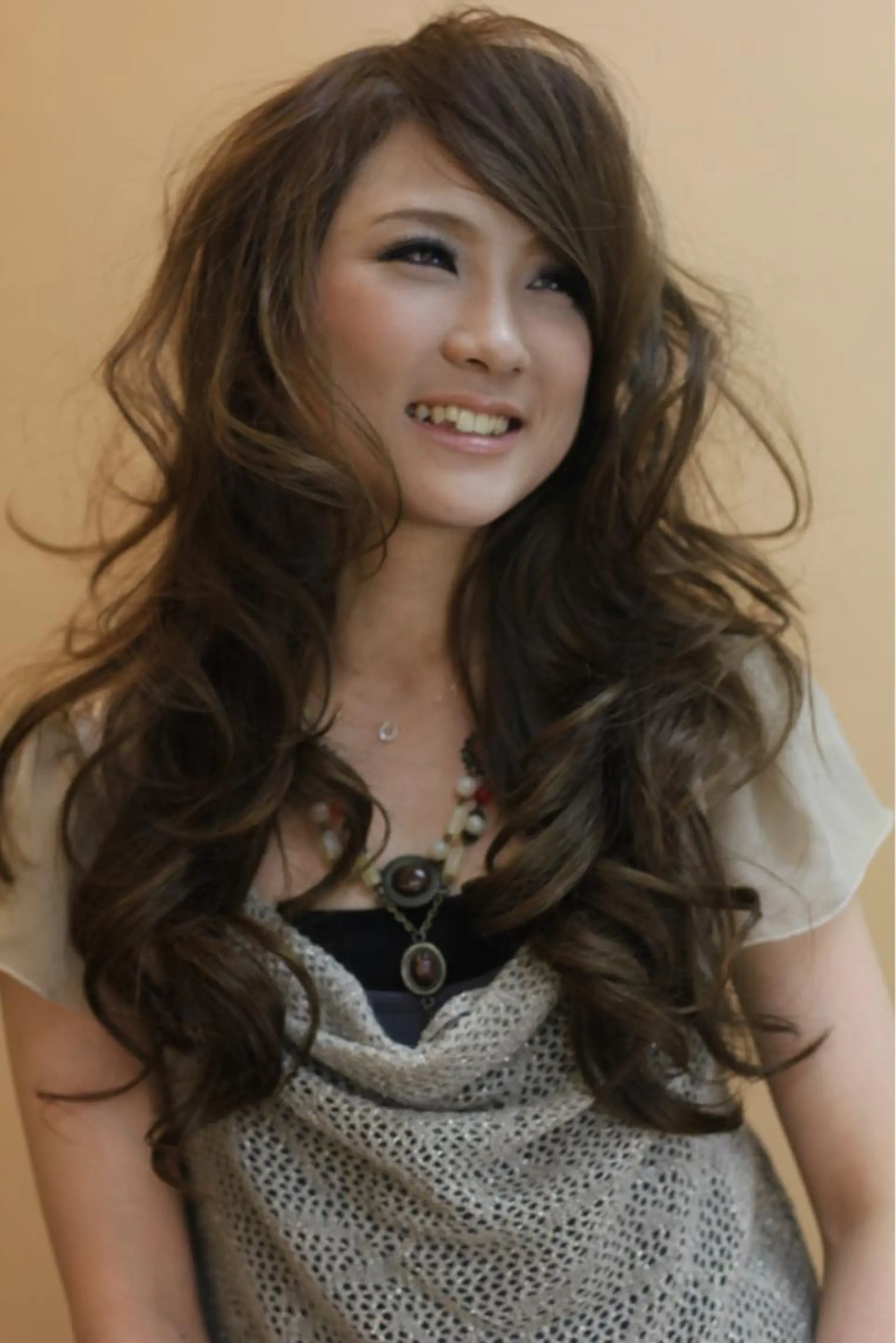 ロング カラー パーマ FreA所属・鳥 耕輔のヘアスタイル