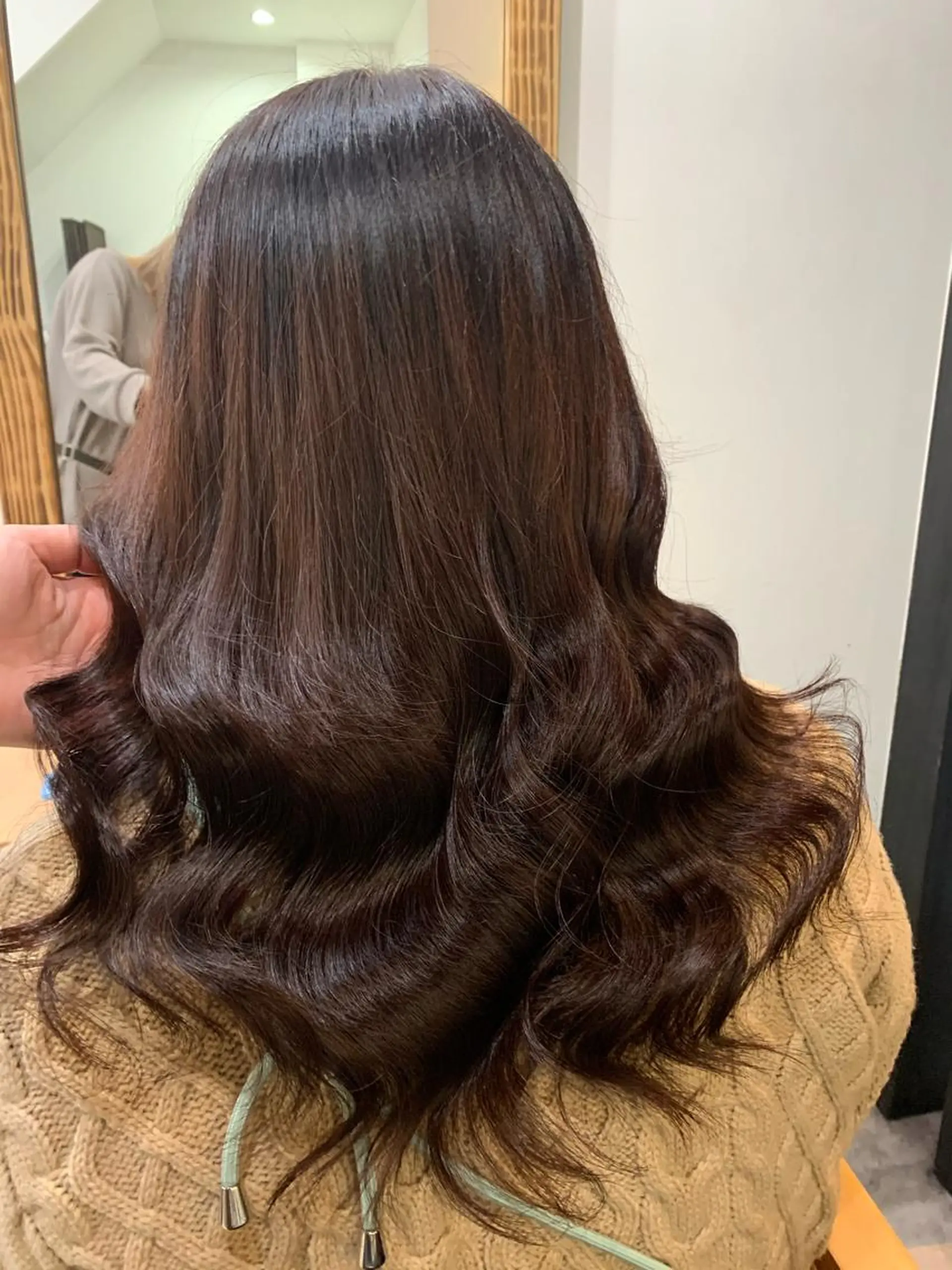 セミロング カラー パーマ ヘアアレンジ メンズ キッズ ネイル マツエク・マツパ アイブロウ ヘアカラー トリートメント 🤍韓国風/艶髪🤍 鳥越美羽のヘアスタイル