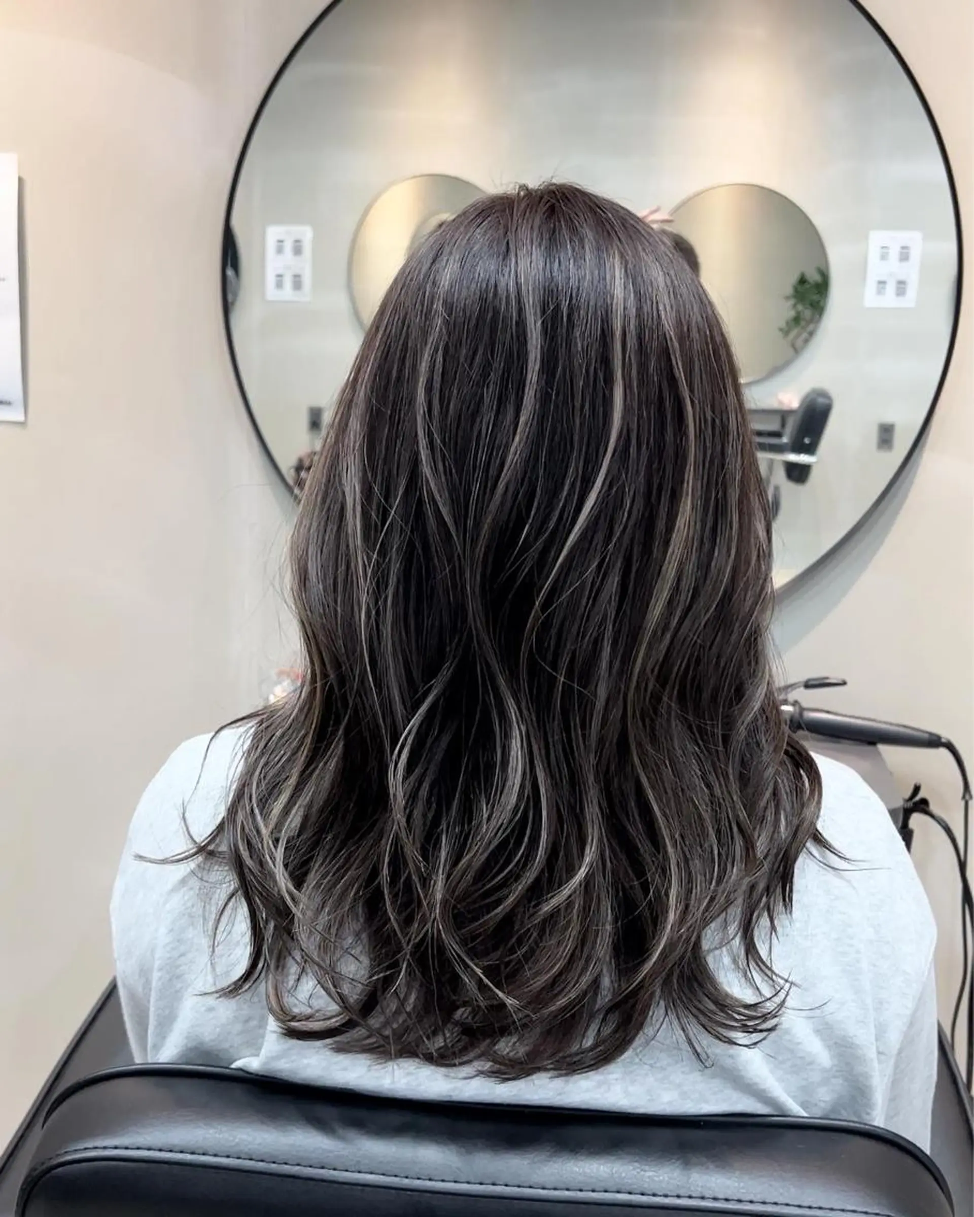 ミディアム カット ヘアカラー トリートメント lafith hair leco所属・西金 徹のヘアスタイル