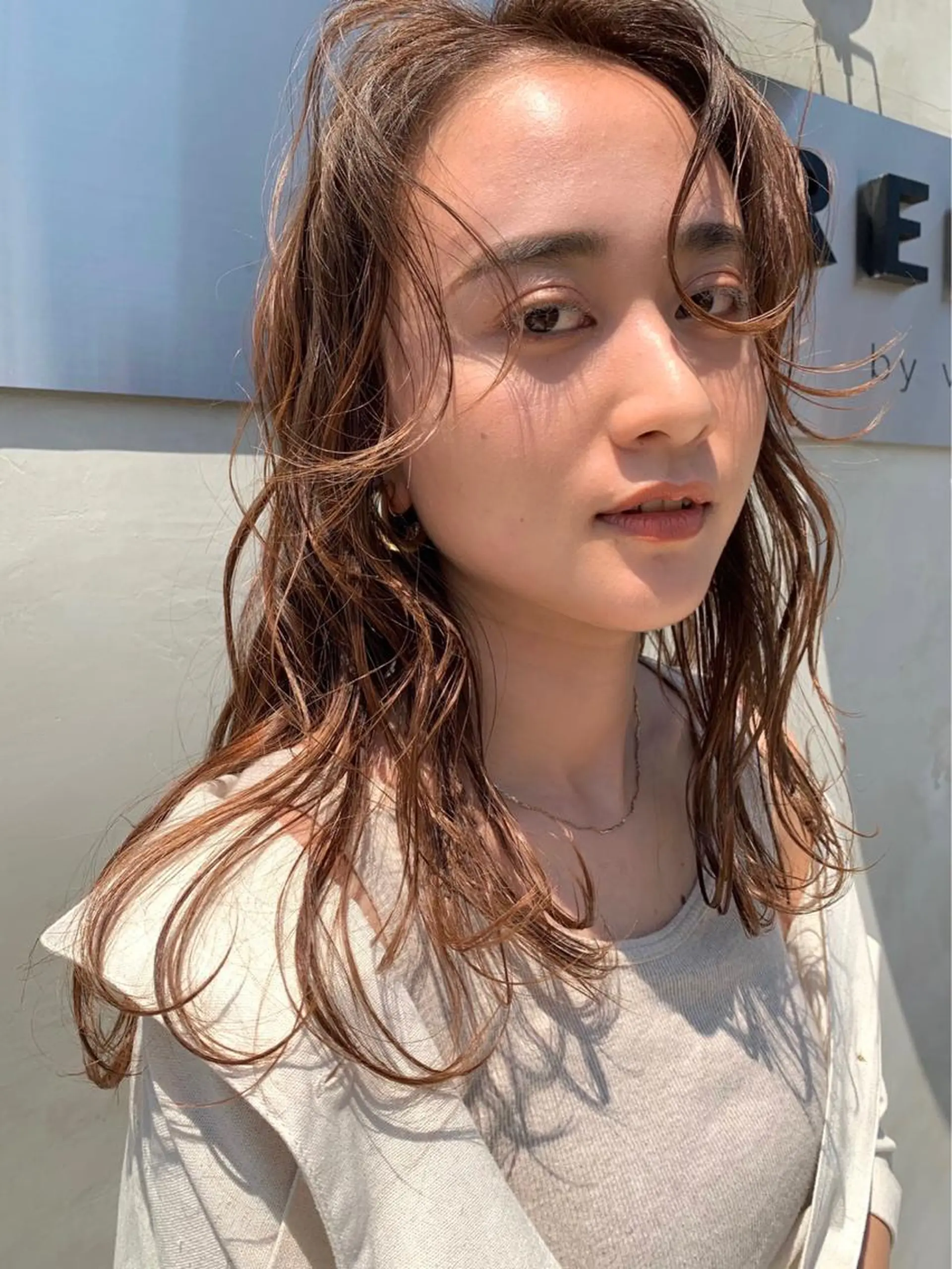 ミディアム カラー ヘアアレンジ まつ毛パーマ🤎 透明感カラー🌿のヘアスタイル