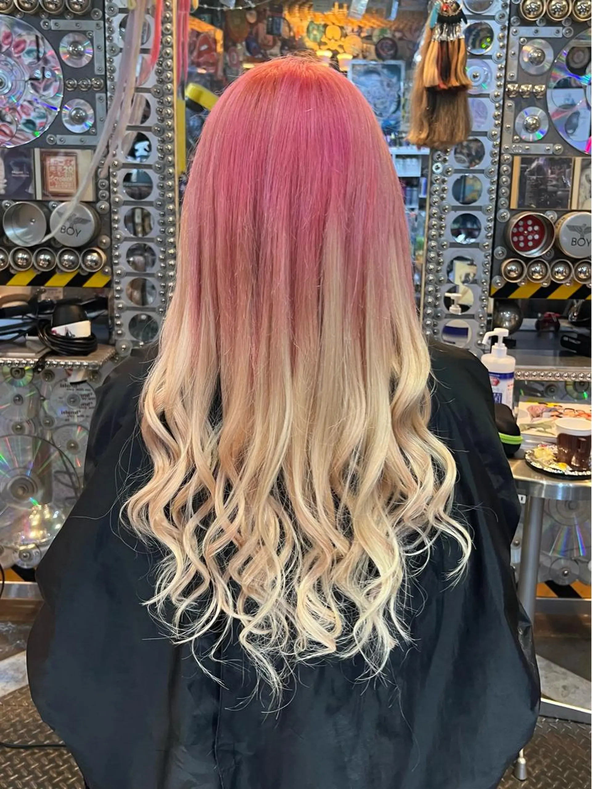 ミディアム カラー ヘアアレンジ エクステ Hair Salon ADNESS所属・KOYA コヤのヘアスタイル