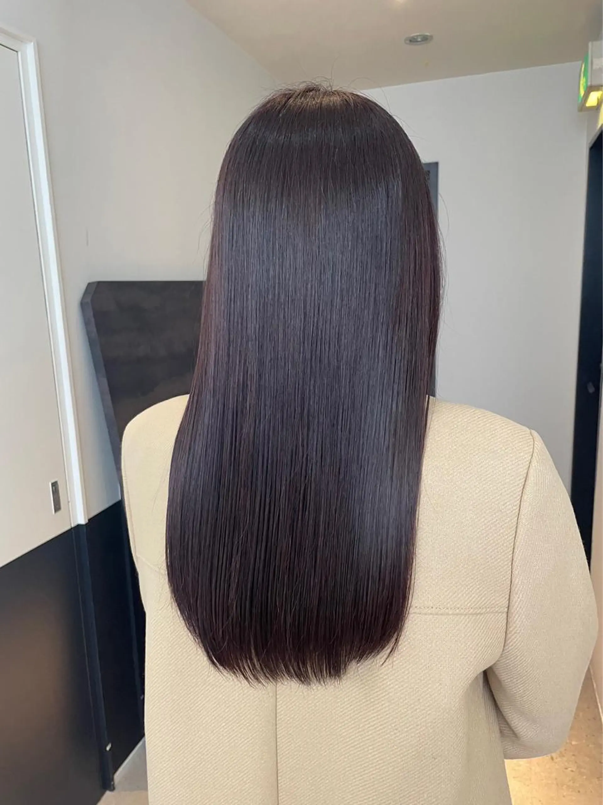 ロング カラー 髪質改善 岸田 悠佑のヘアスタイル