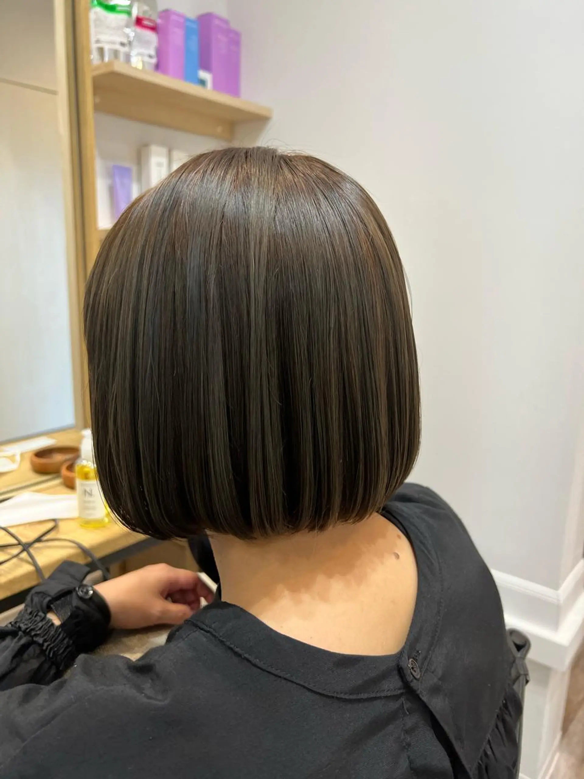 ミディアム カラー アッシュ オリーブアッシュ カット 渡部 未歩のヘアスタイル