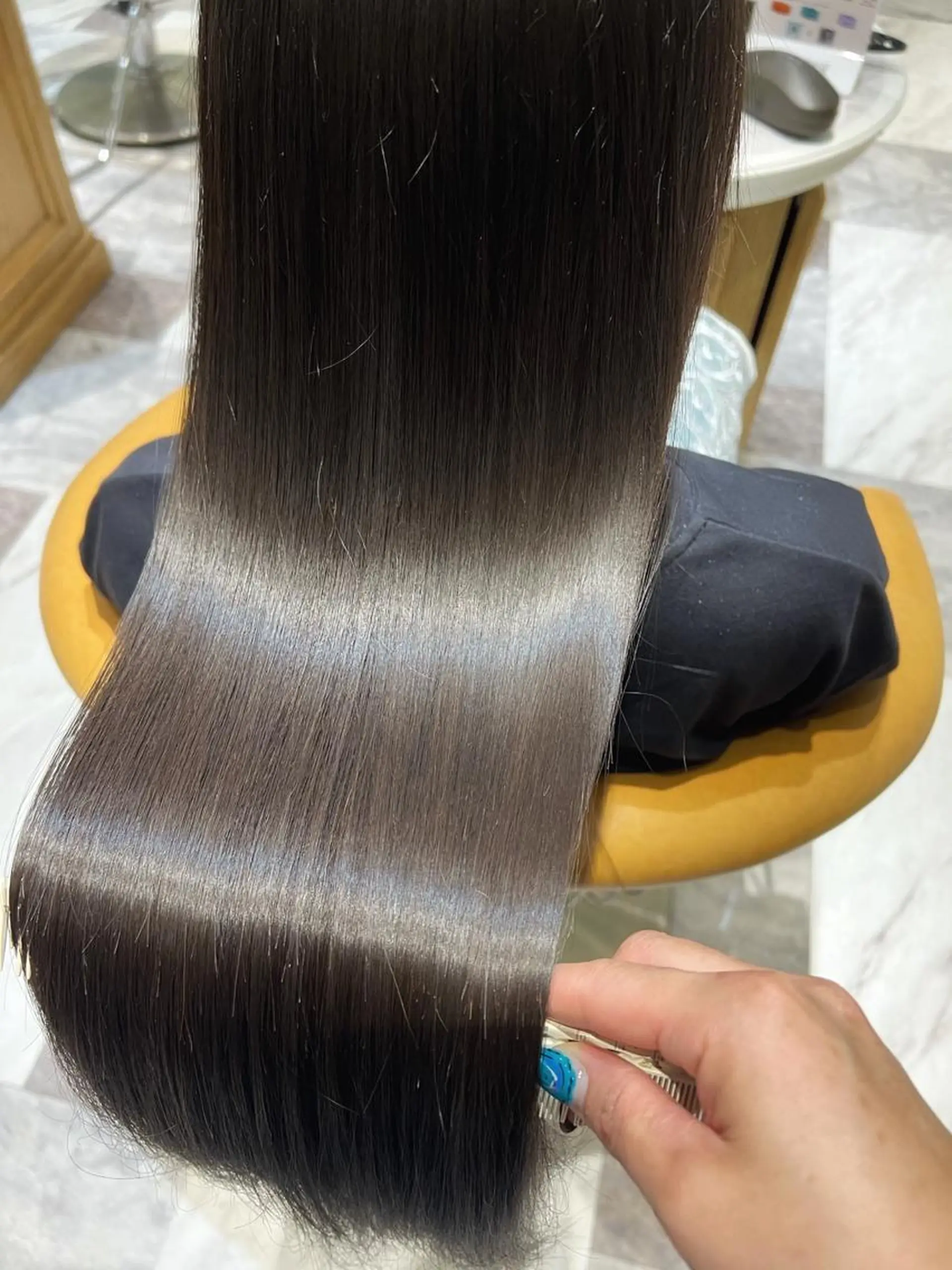 ロング パーマ 縮毛矯正 カット ヘアカラー 縮毛矯正 韓国ヘア特化型美容師 カワノマイ🇰🇷のヘアスタイル
