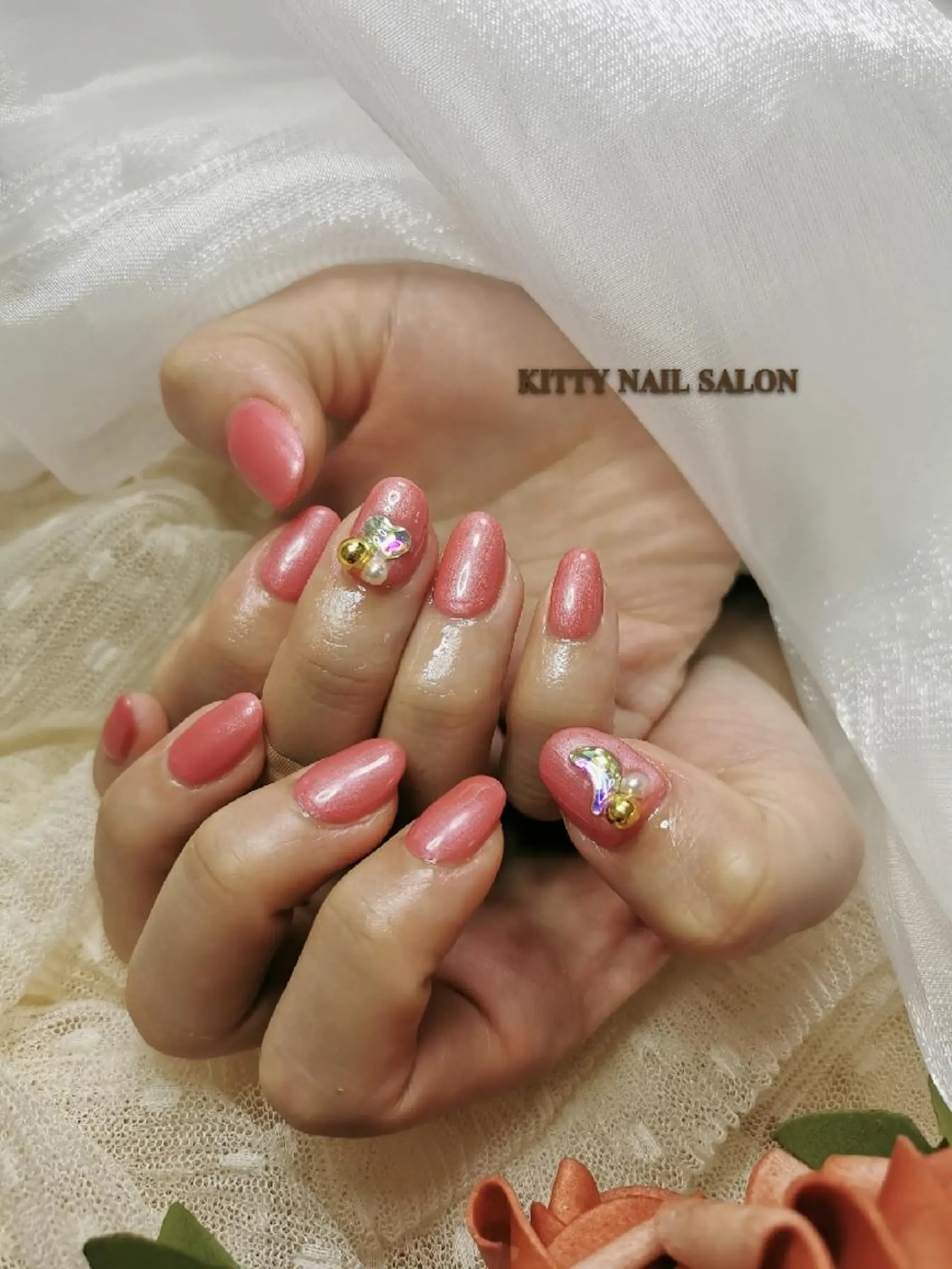 ネイル ストーンネイル ハンドネイル kitty nail salonのネイルデザイン