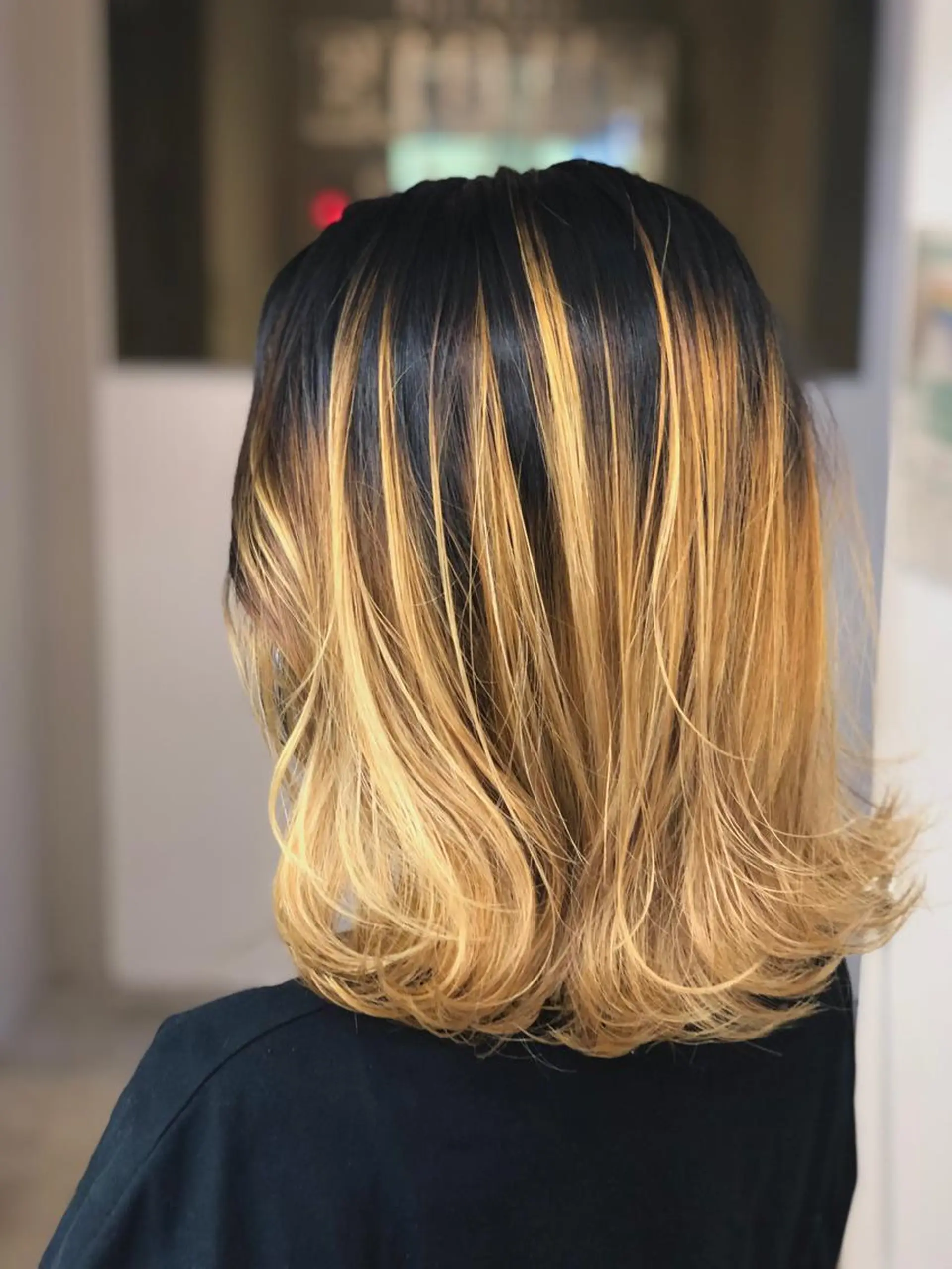 ミディアム EIGHT 船橋のヘアスタイル