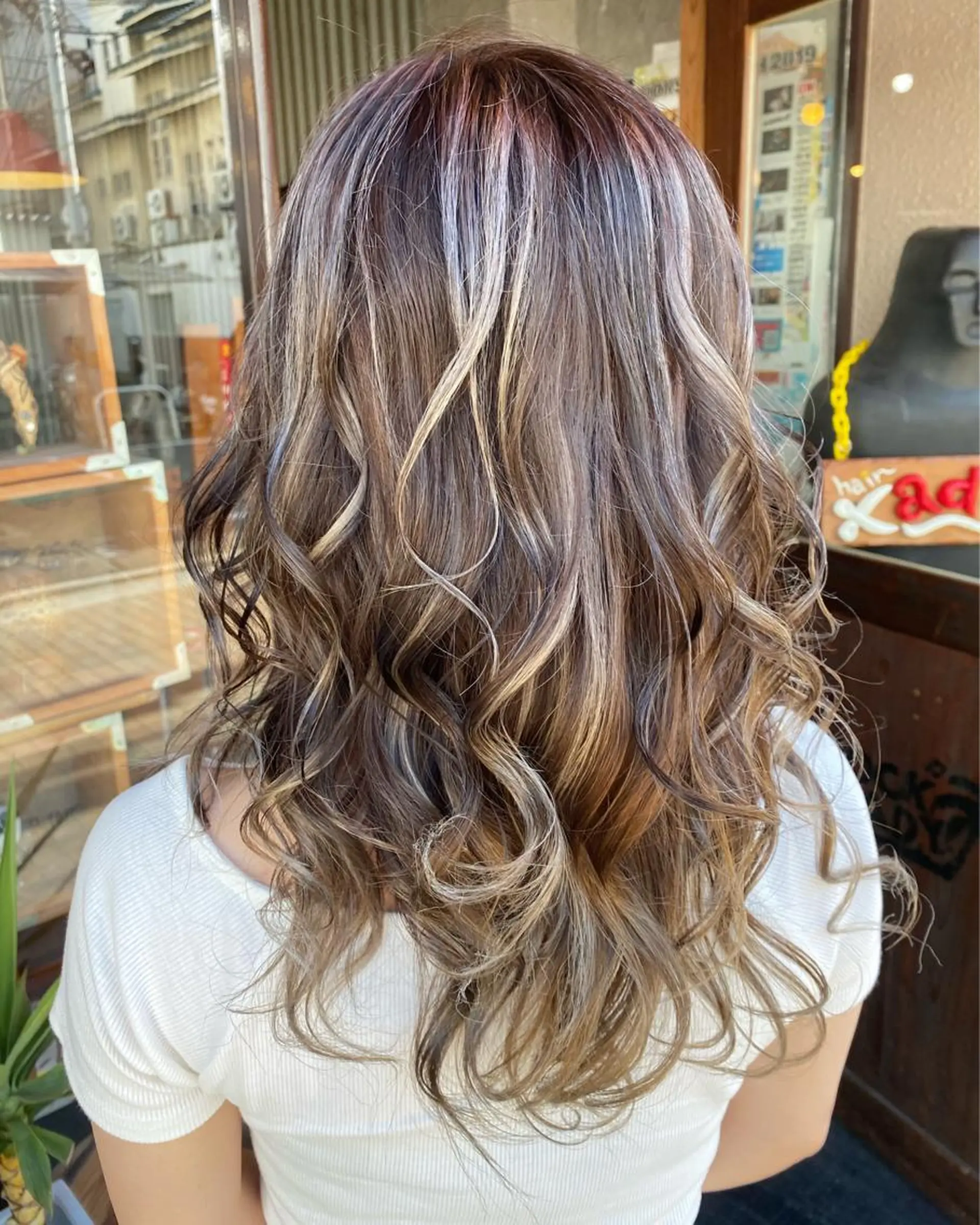 ロング カラー ハイライトカラー ハイライト ヘアカラー トリートメント 玉木 育実のヘアスタイル
