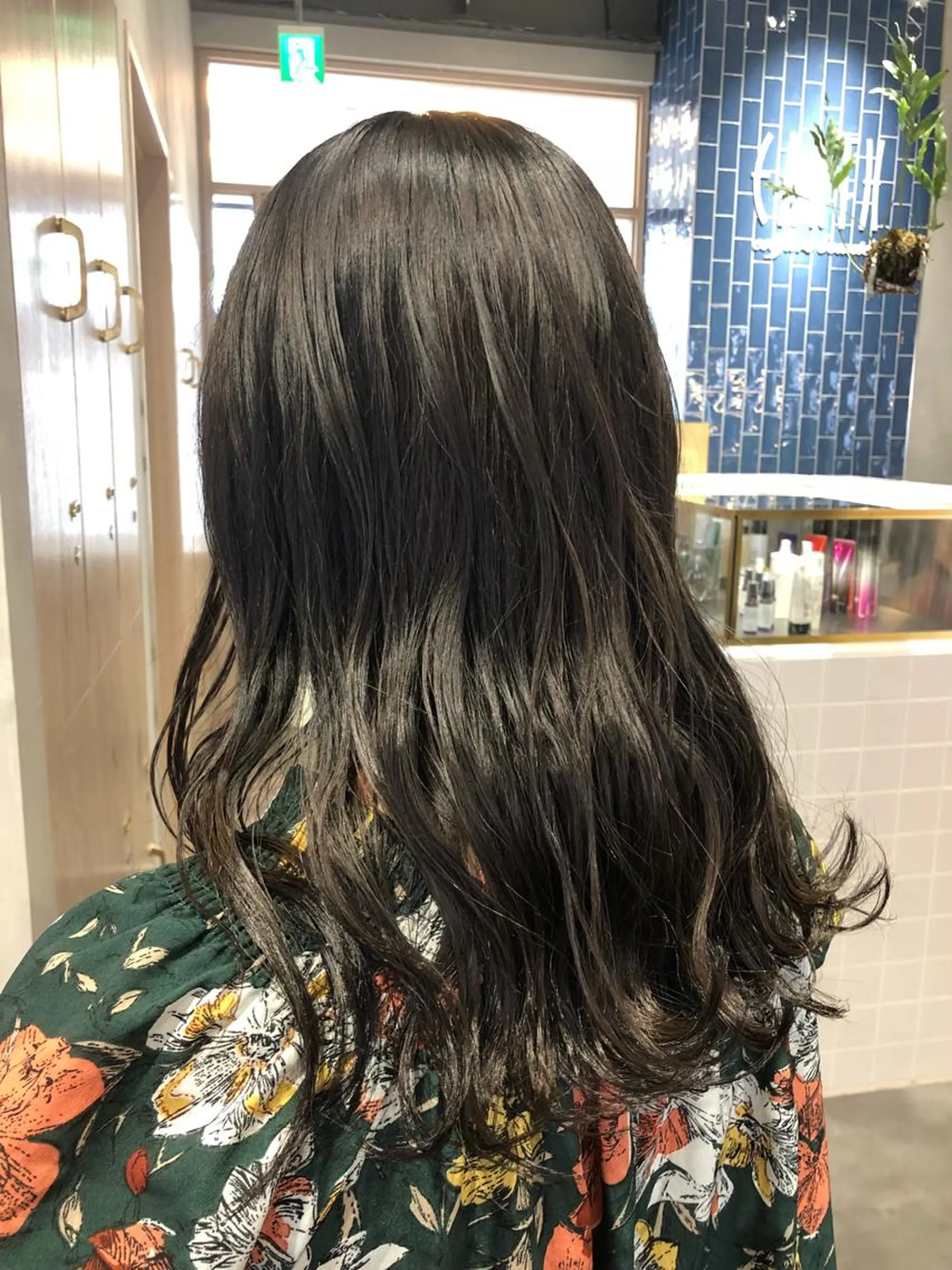 セミロング カラー 骨格補正似合わせ カット阿部建のヘアスタイル
