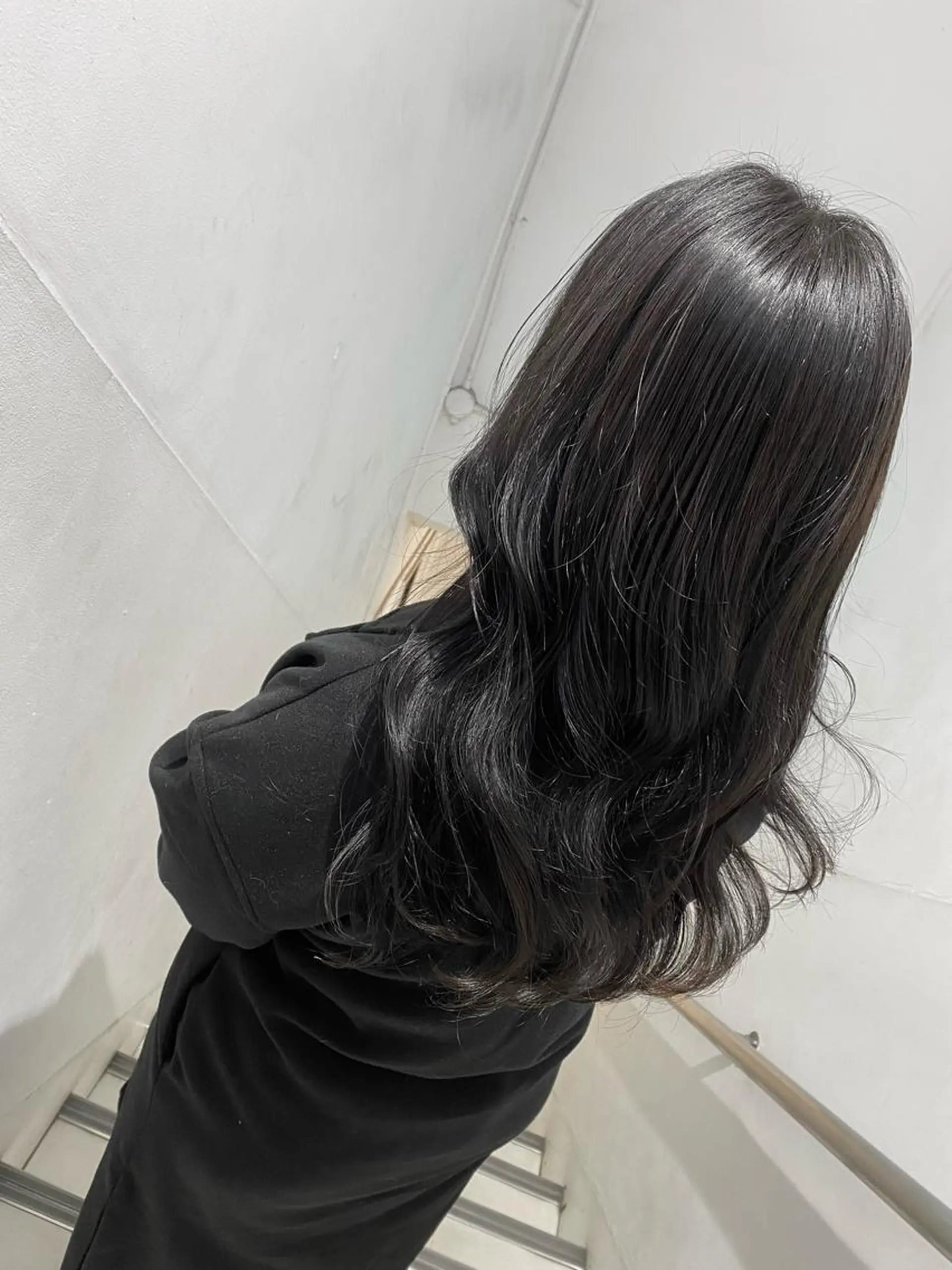 ロング カラー アッシュ オレンジ ✨くびれスタイル✨️ 戸嶋穂乃香のヘアスタイル