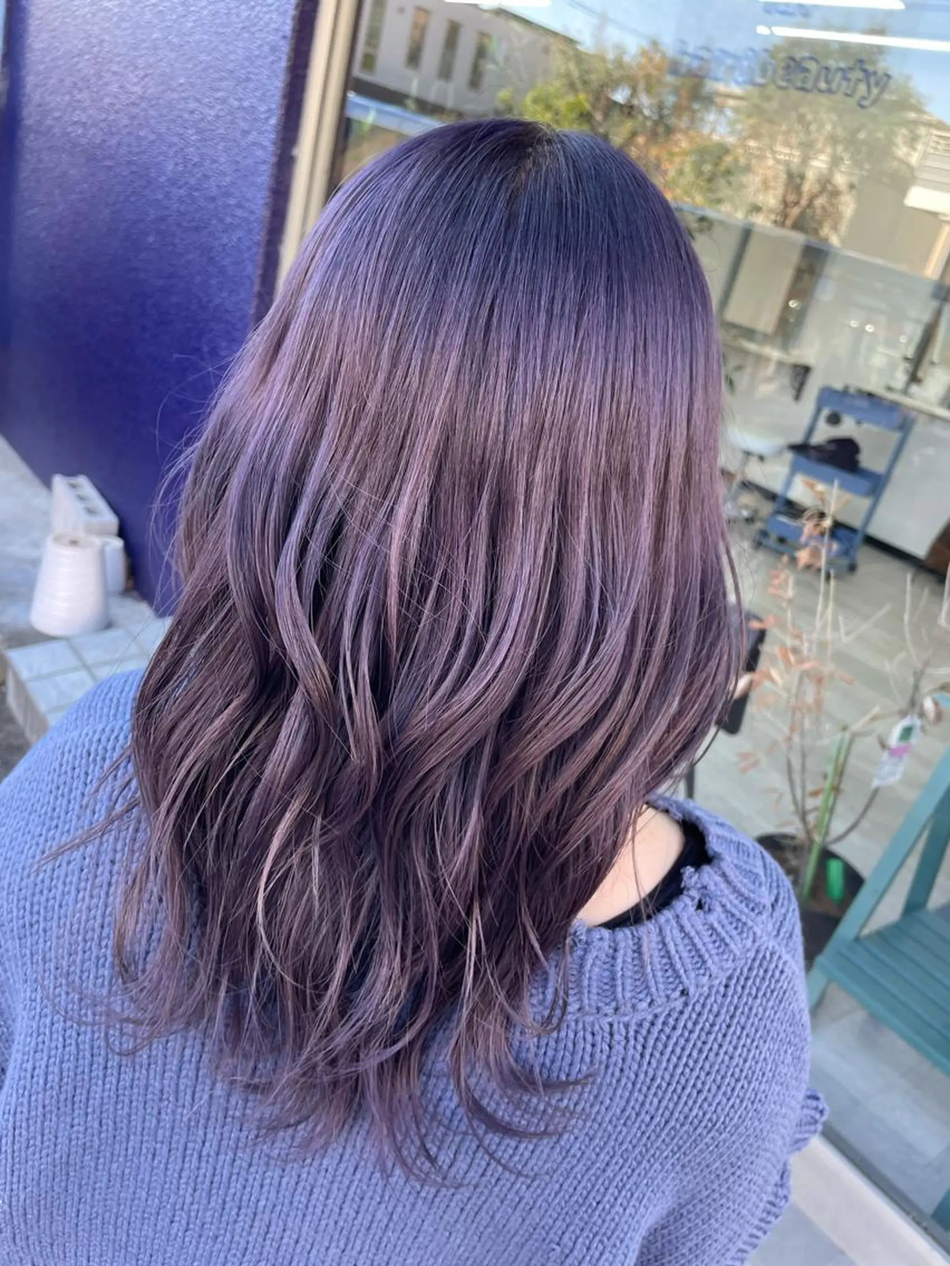 カラー アッシュ ブリーチ ブルーカラー ブルーラベンダー ラベンダーカラー オノ アカネのヘアスタイル