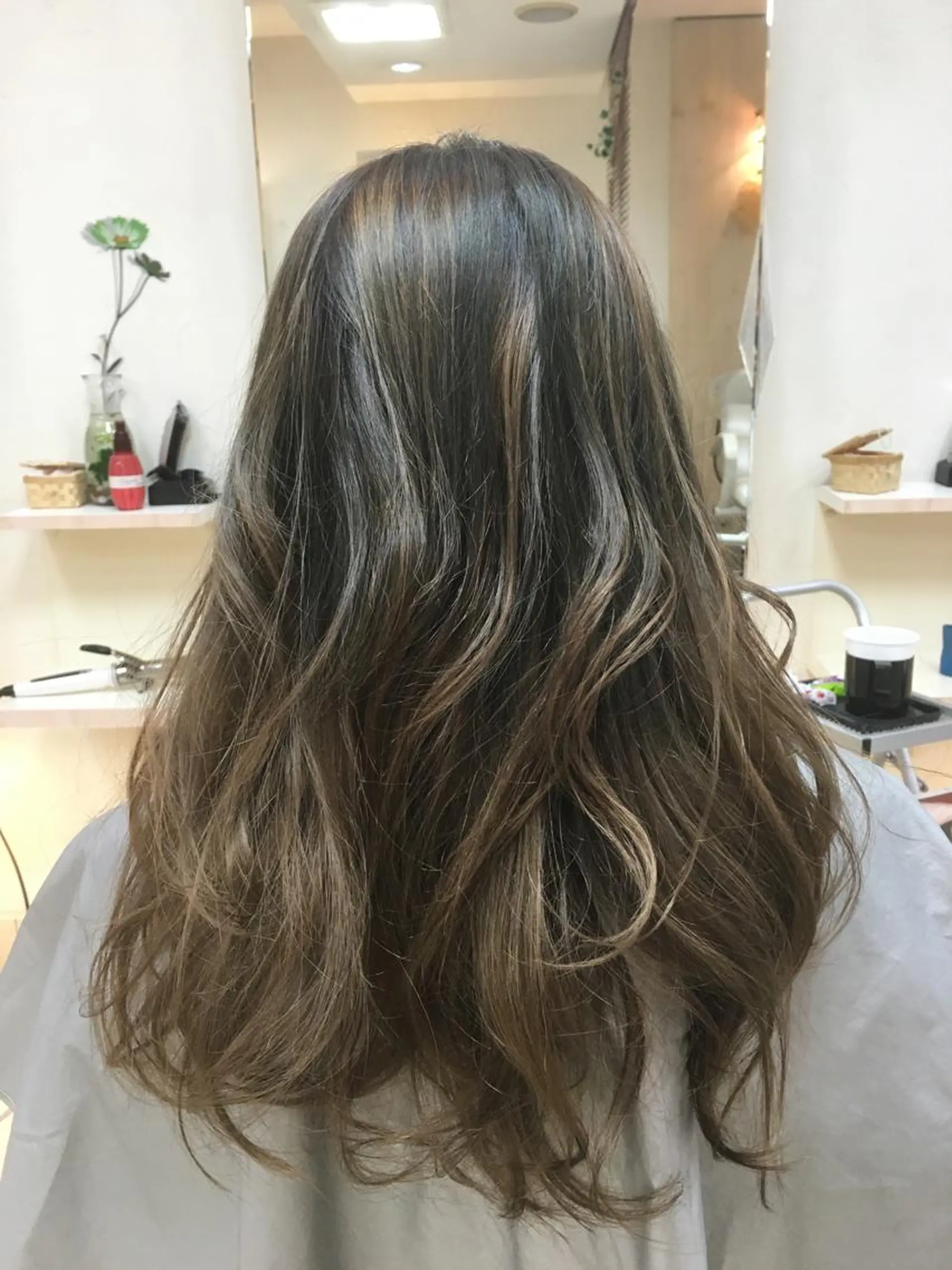 ロング ハイライト 竹井 寛喜のヘアスタイル