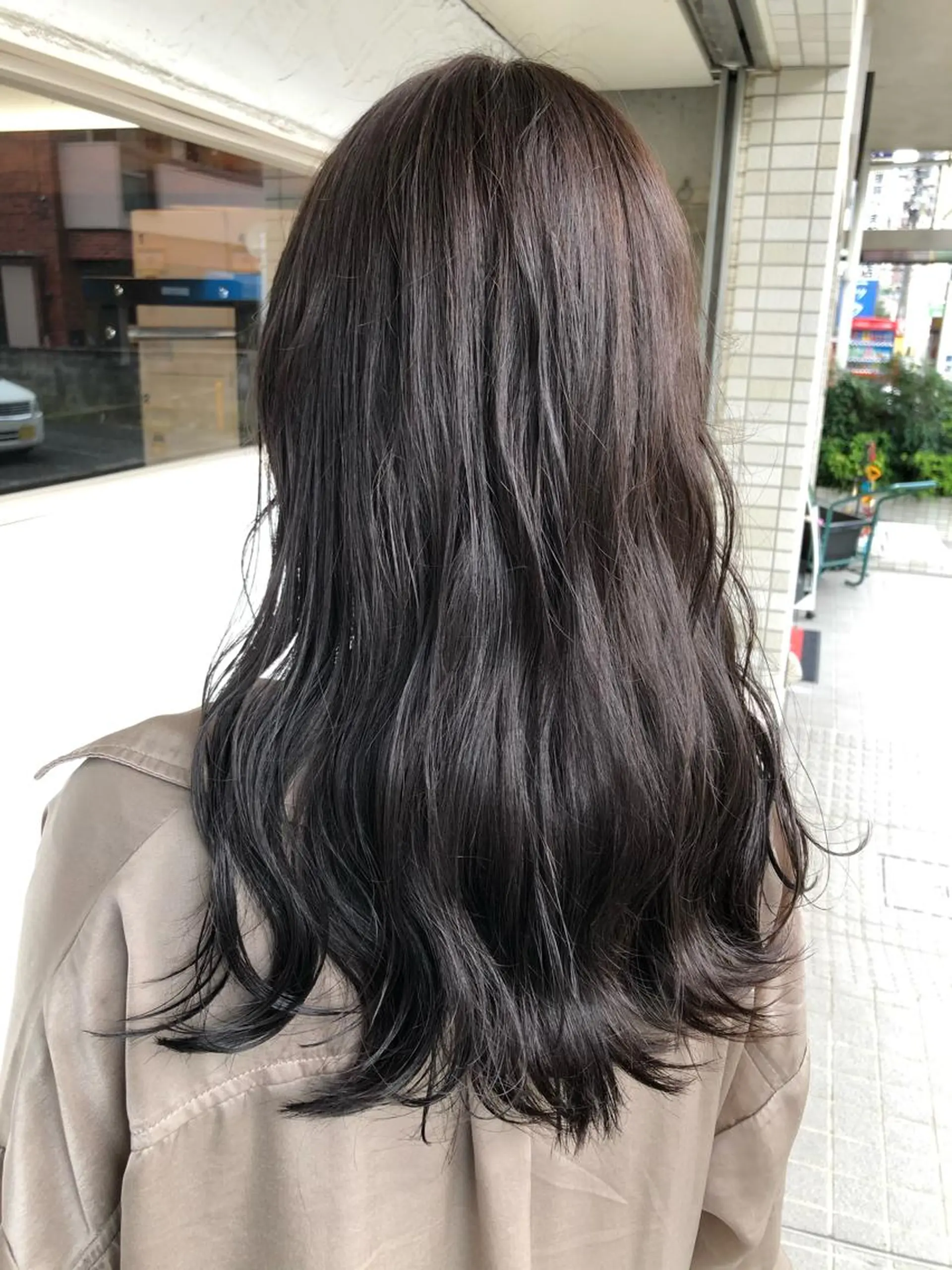 ロング カラー アッシュ ラベンダーカラー ラベンダーアッシュ カット ヘアカラー トリートメント 後藤 陽花子のヘアスタイル