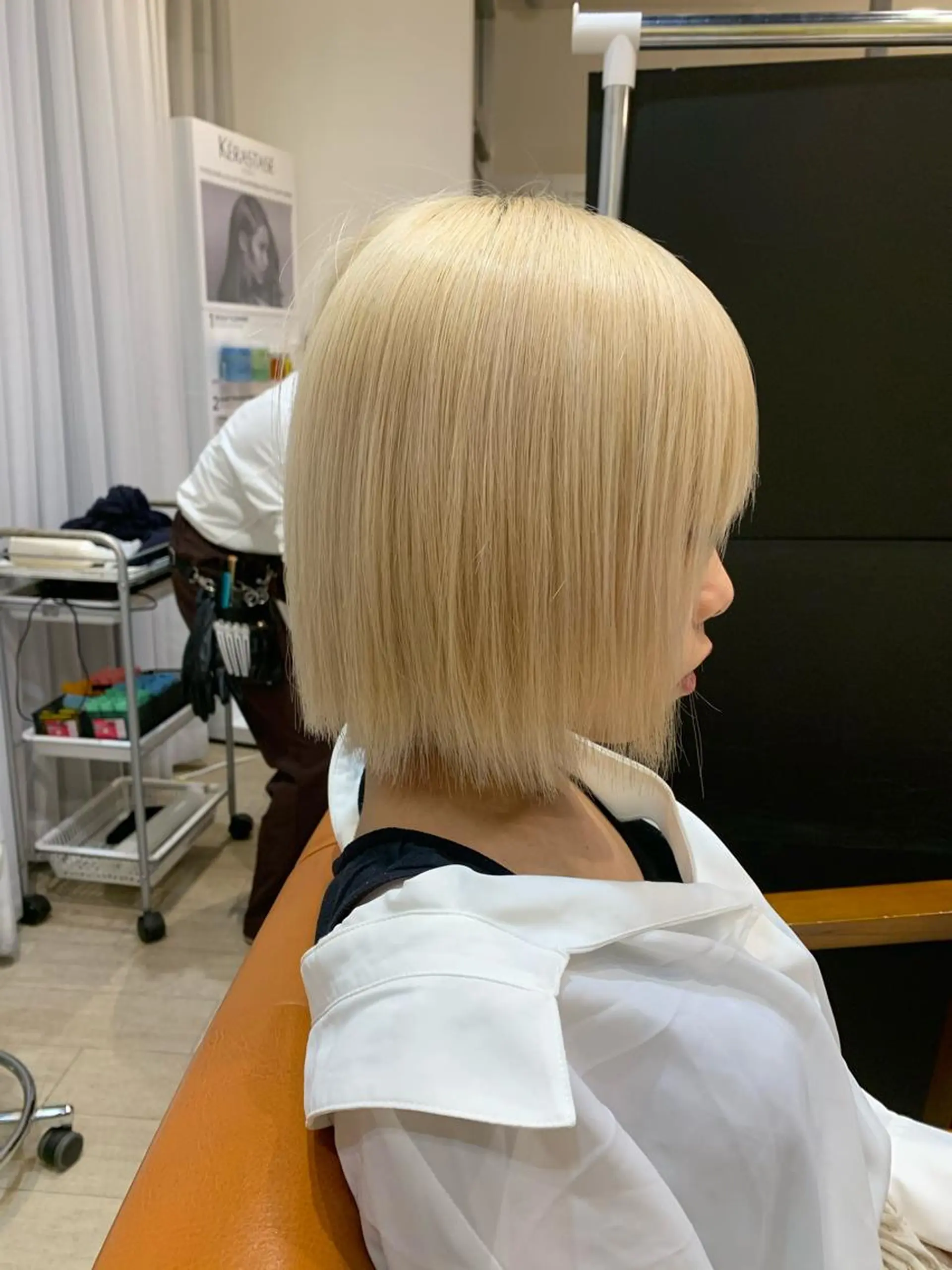 ショート カラー ブリーチ ハイトーンカラー トリートメント ⭐️小顔ショート⭐️ 大鷲拓海のヘアスタイル