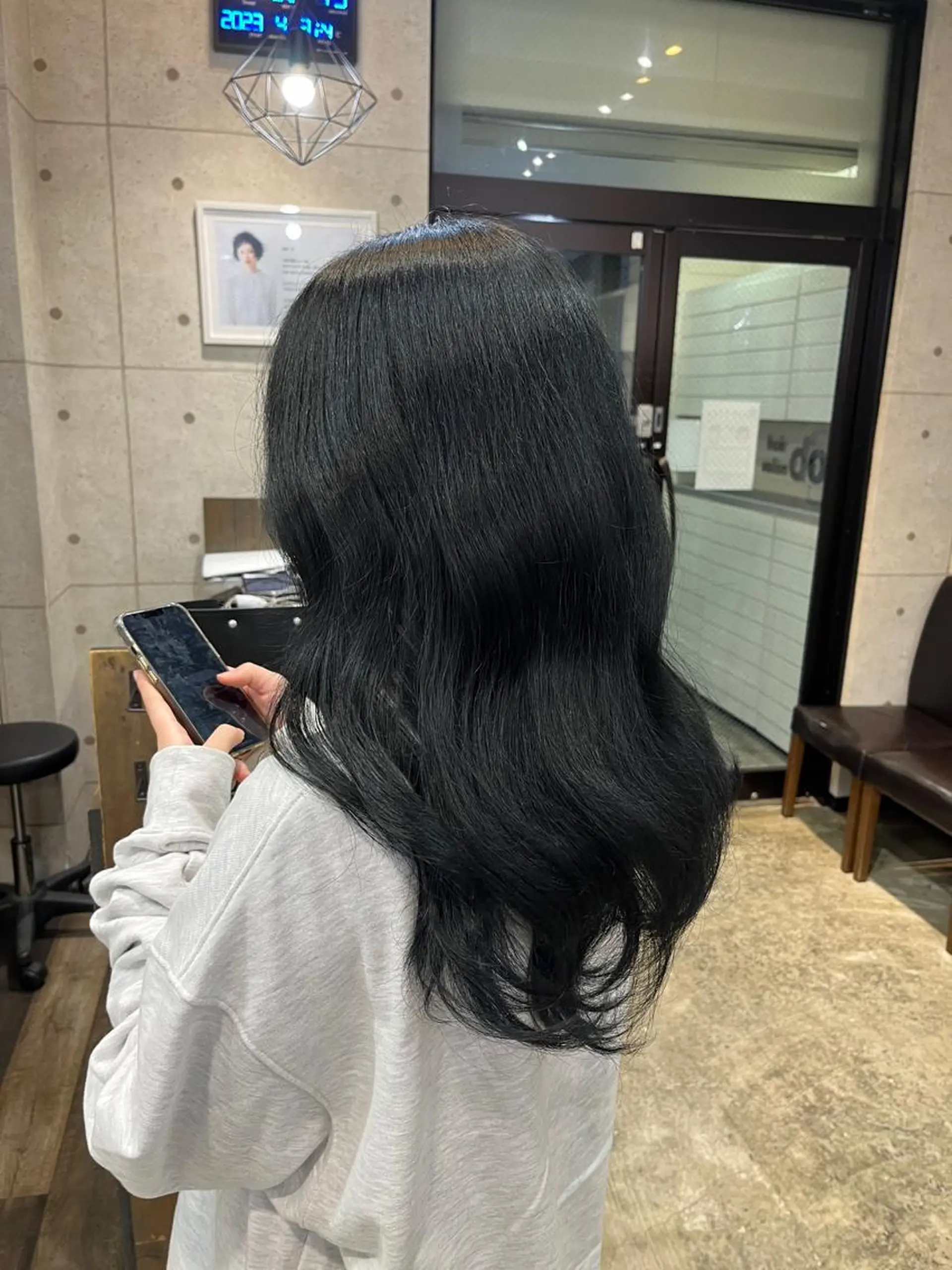 セミロング カラー 黒髪 ブルーカラー ブルーブラック 🌀メンズパーマ🌀 中島 日菜のヘアスタイル