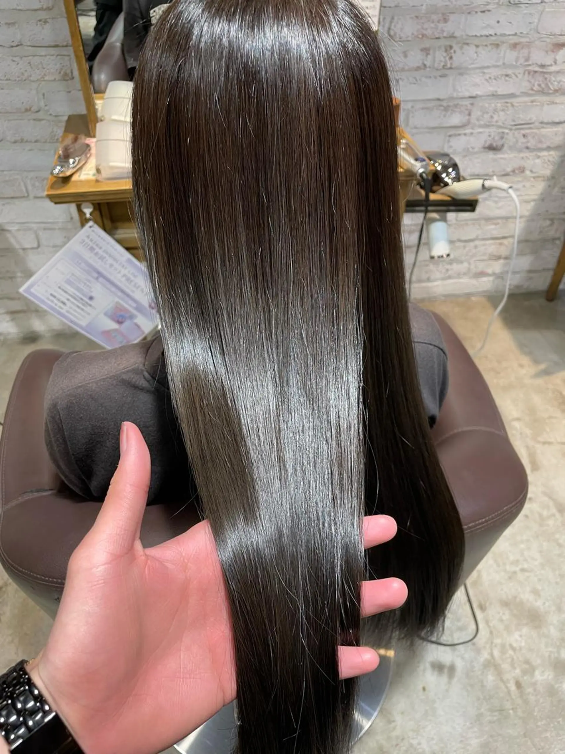 カラー アッシュ カット トリートメント 三澤 優音のヘアスタイル