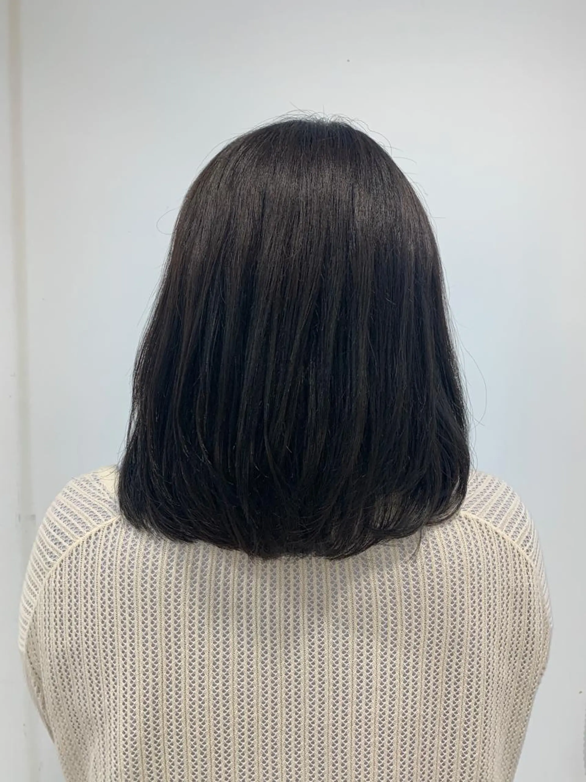 カラー オリーブカラー 壽真央 /ブリーチカラーのヘアスタイル