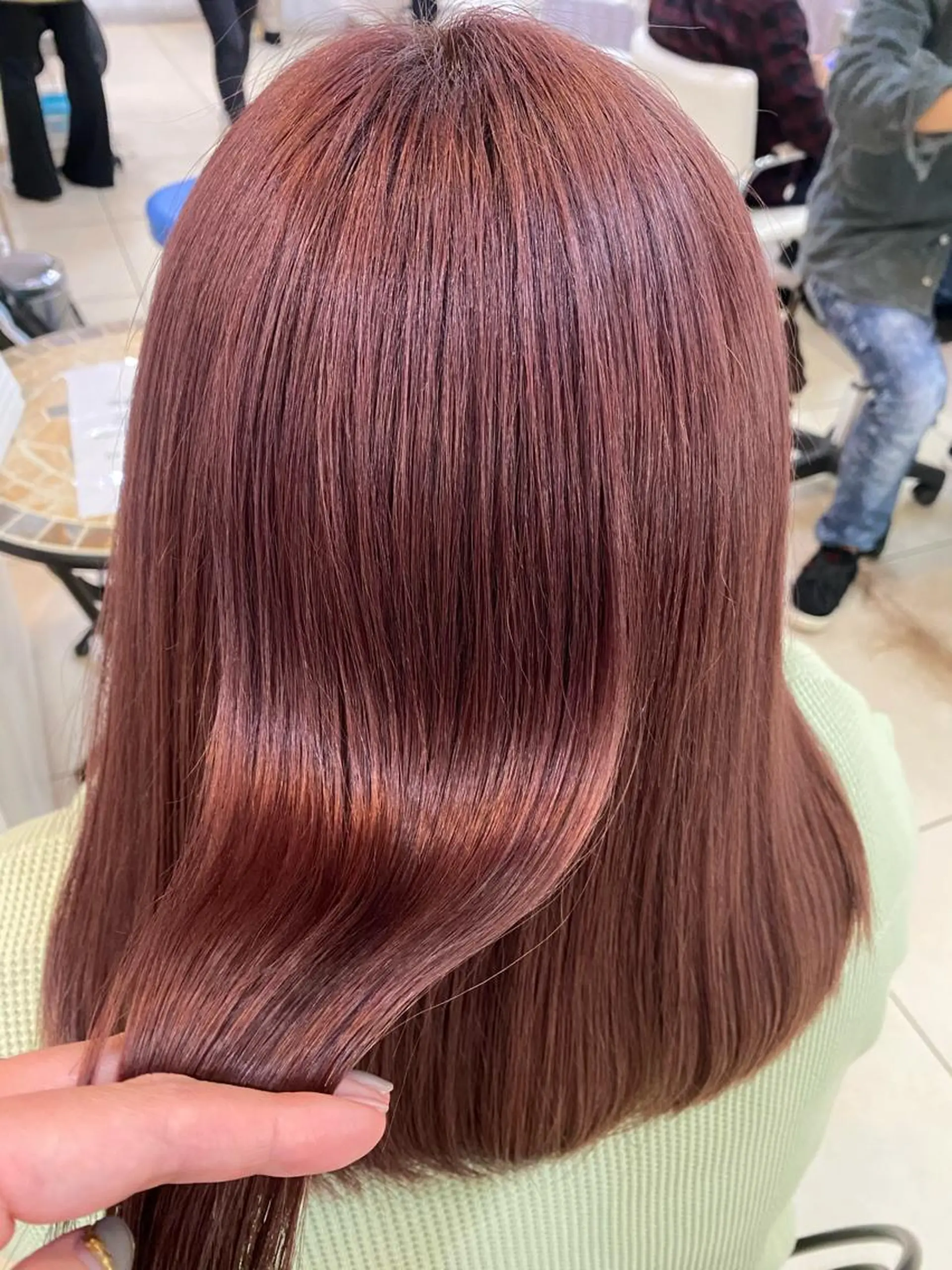 セミロング 髪質改善 💎艶髪💎 町田莉彩のヘアスタイル