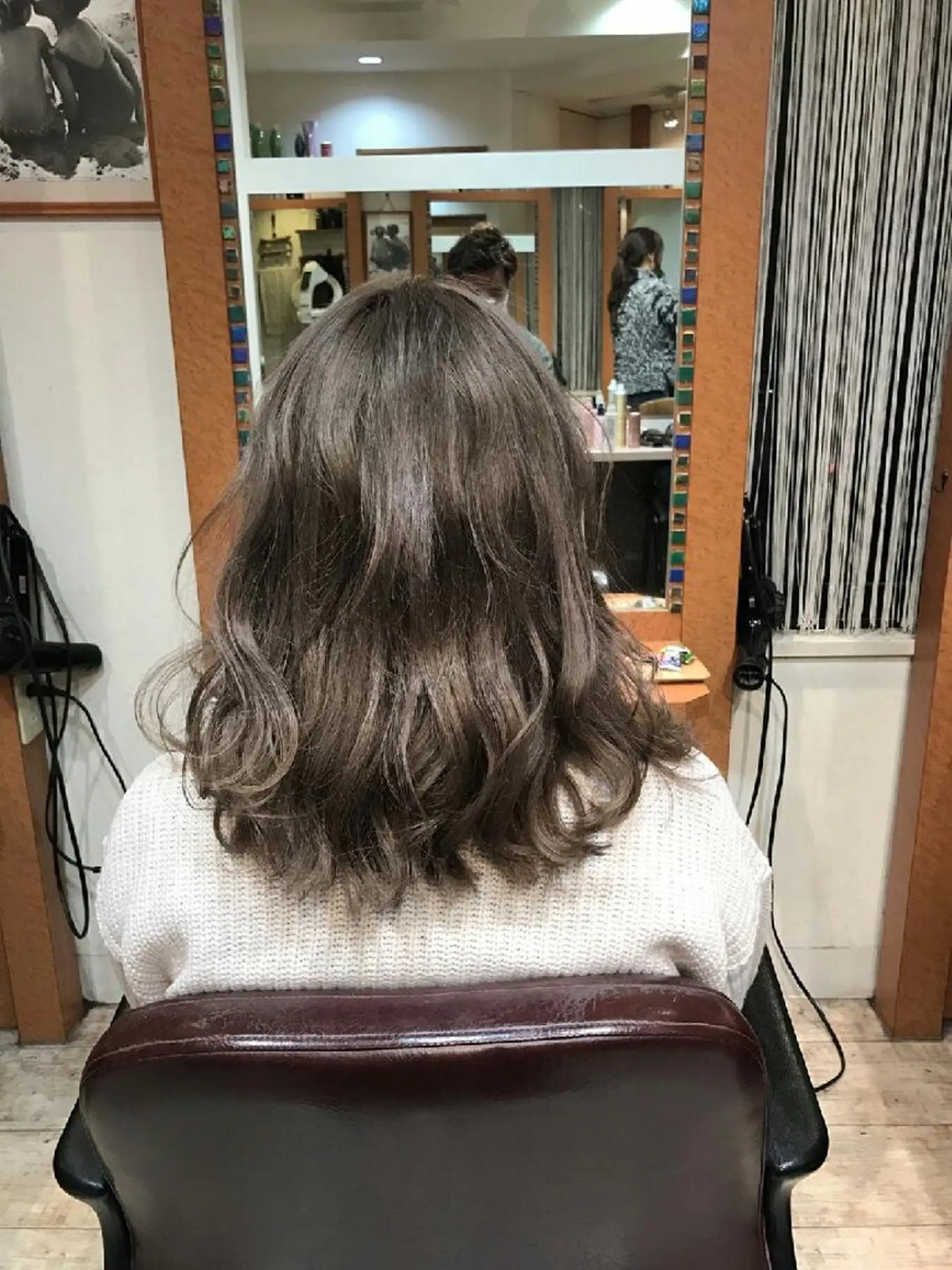 ミディアム カラー ブリーチ グレージュ TRUNS髪質改善所属・100%髪質改善特化 TRUNSのヘアスタイル