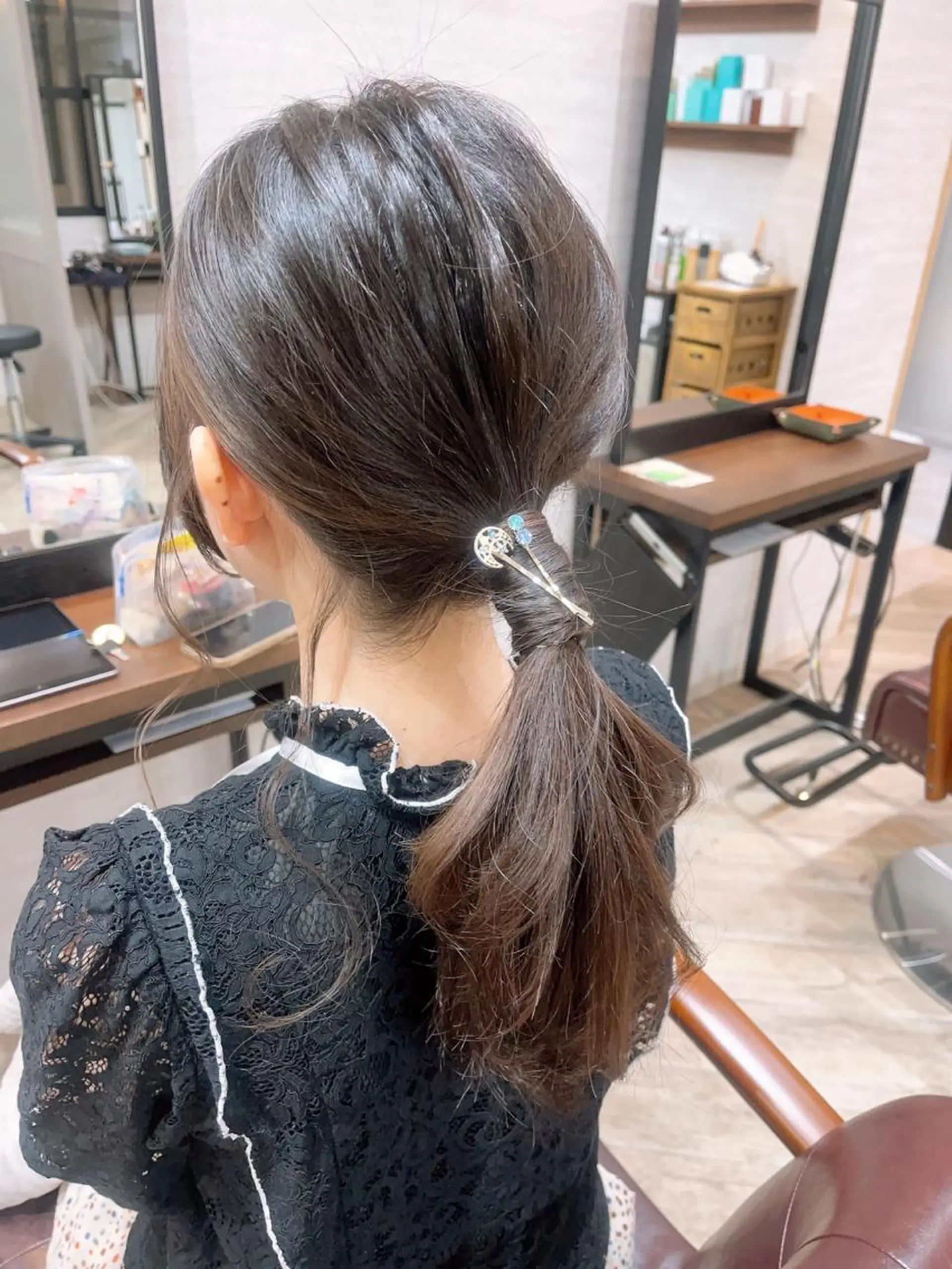 セミロング ヘアアレンジ ヘアセット 🫧ぷる艶カラー🫧 Yuubi🦩のヘアスタイル